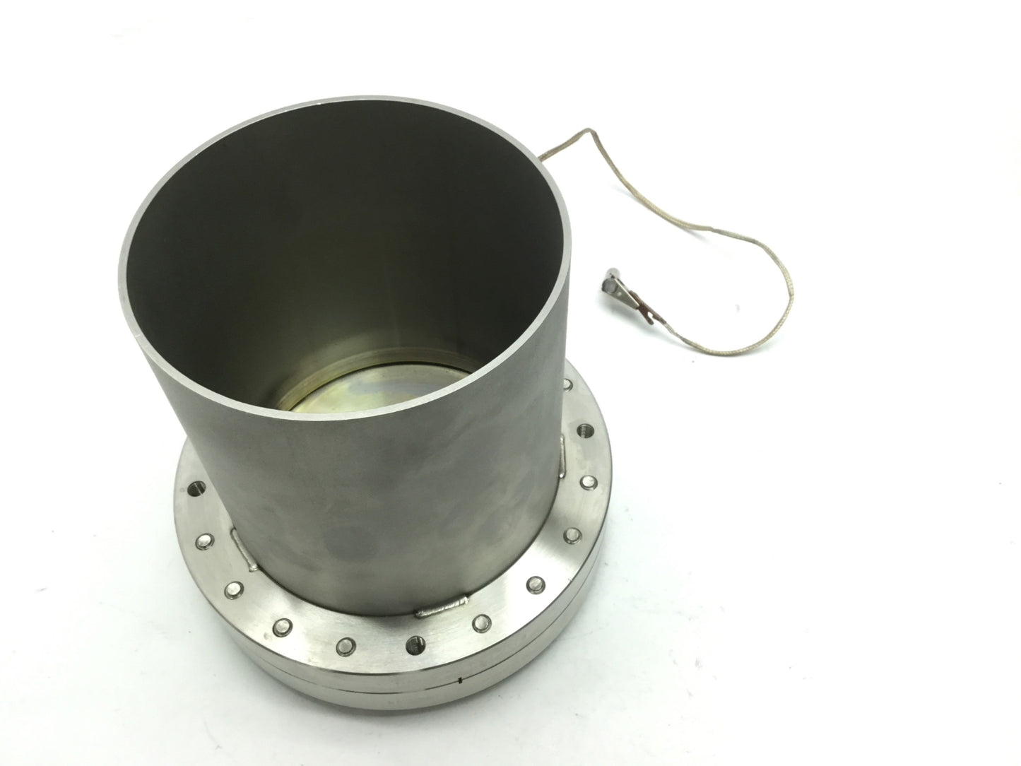 Used MDC F200600 110031 Vacuum Flange DN160CF OD: 8", Pipe OD: 6", Bore: 1.5"