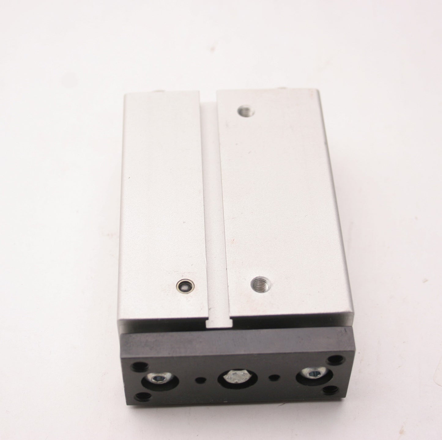 Used Double Acting Pneumatic Guided Cylinder, 2" Stroke, 10/32-M5x0.8 Ports