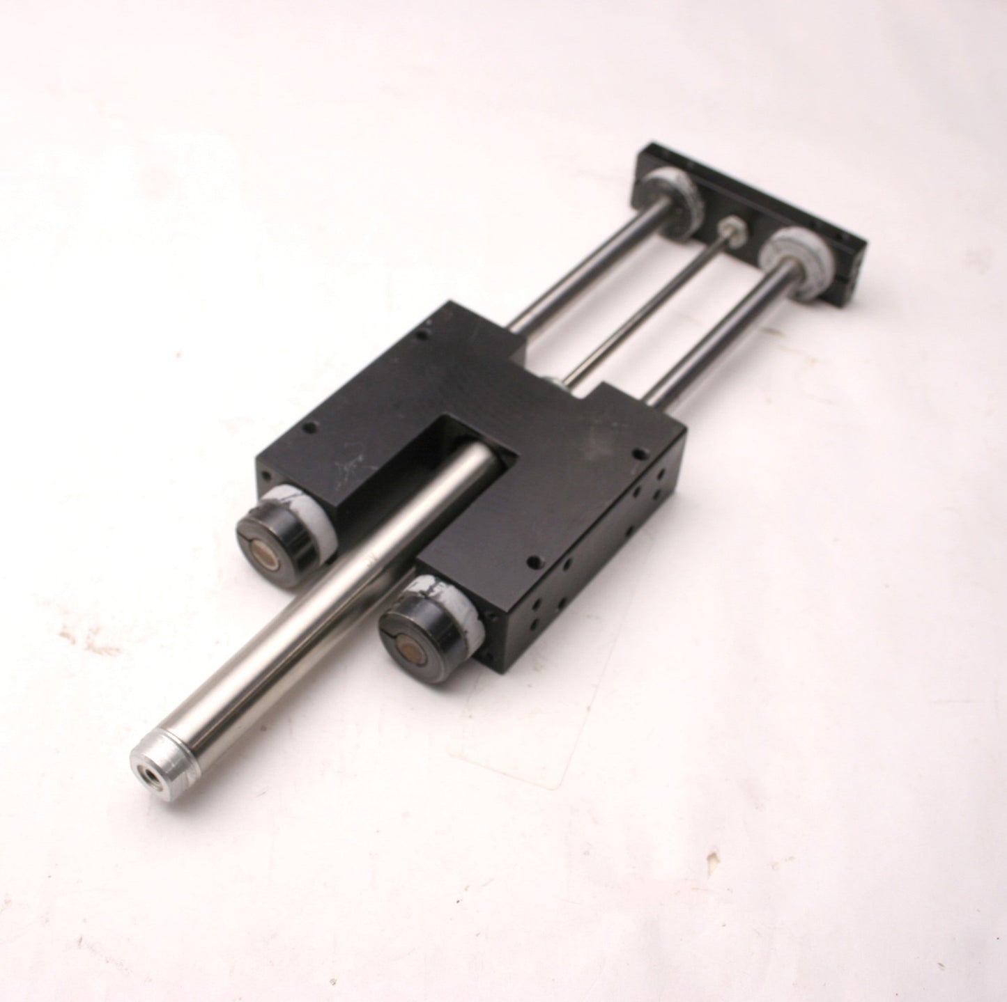 Used Double Acting Air Slide Guided Cylinder Stroke: 3-3/4", Ports: 10-32 UNF