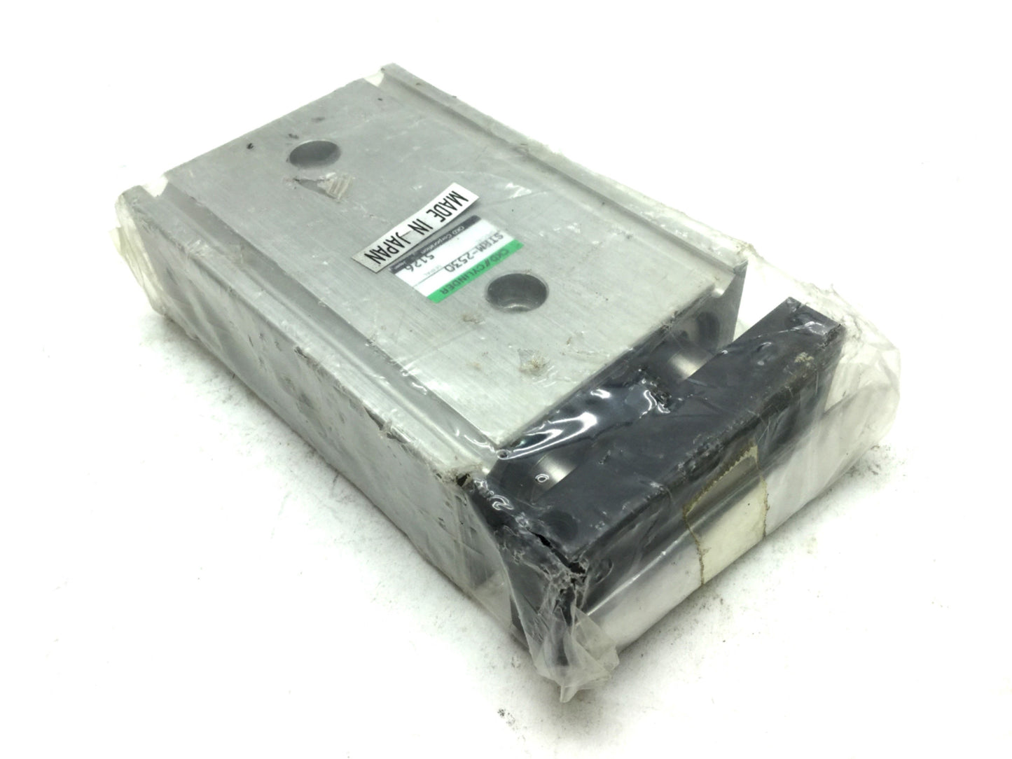 New CKD STRM-2530 Twin Rod Pneumatic Cylinder Bore: 25mm, Stroke: 30mm, 100 PSI, M5