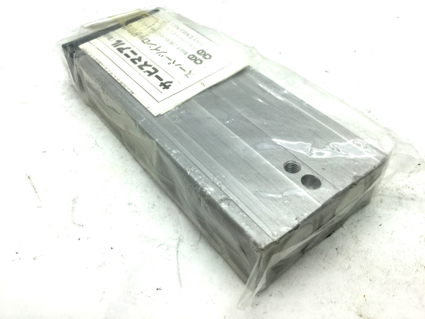 New CKD STRB-2060 Twin Rod Pneumatic Cylinder Bore: 20mm, Stroke: 60mm, 100 PSI