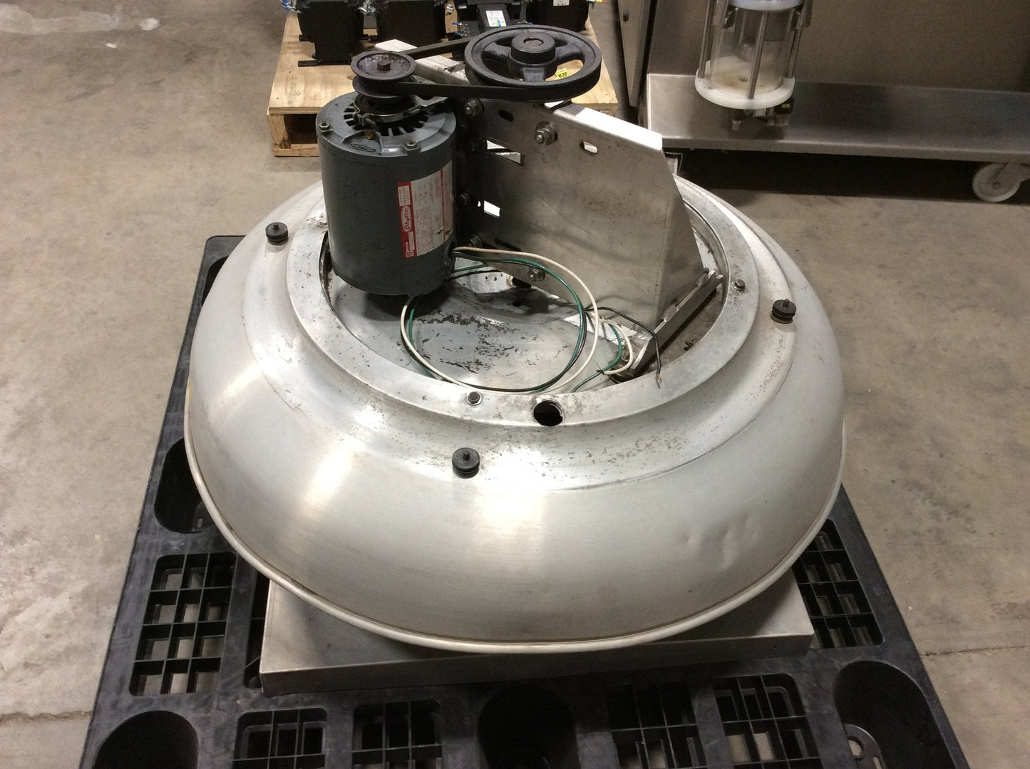 Used Dayton 3C054A Roof Ventilation Downblast Exhaust Fan 1/2HP, 1725RPM, 115VAC 60Hz