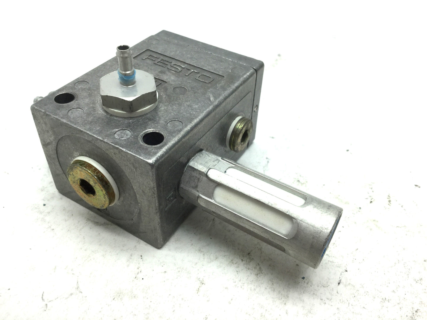 Used Festo 6890 VAK-1/4 Vacuum Generator, G1/4 BSPM, 80% Vacuum, Ejector Pulse