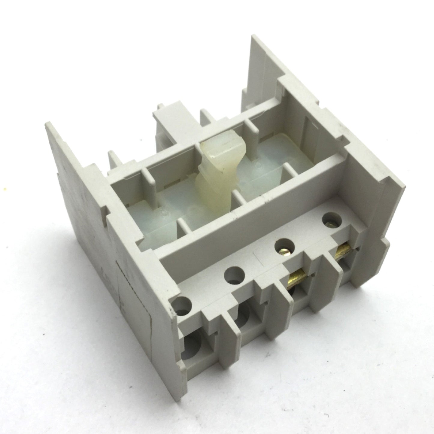 Used Eaton Cutler Hammer CE15AN3 Contactor, 3-Pole, Coil: 110/120VAC, W/ C320KGT3 Aux