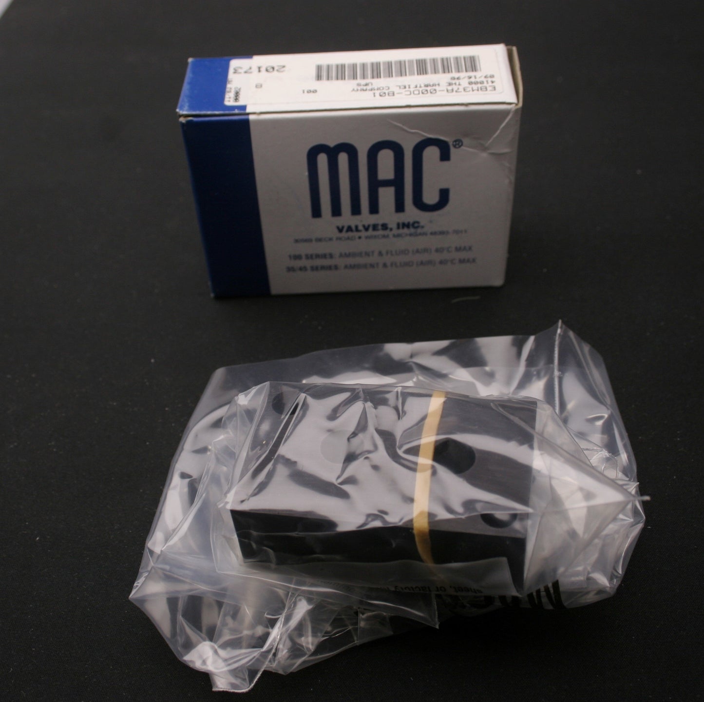 New MAC Valves EBM37A-00DC-B01 Valve, 1/4" NPT, 1 Station