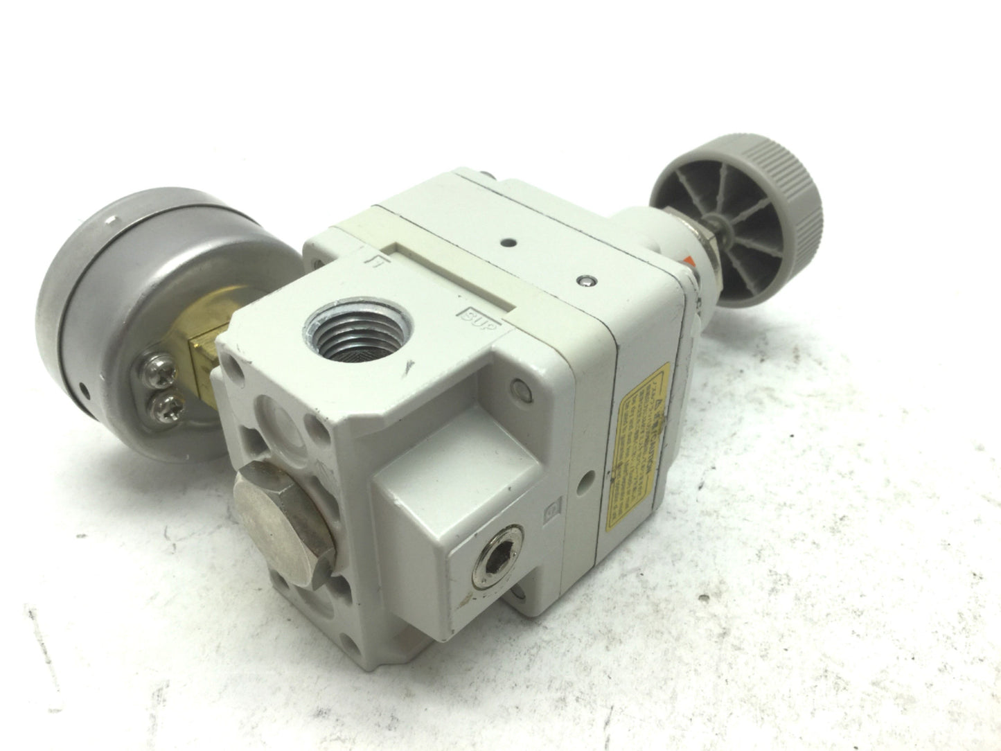 Used SMC IR2000-N02BG Precision Regulator, In: 150psi Max, Out: 0.7-30psi