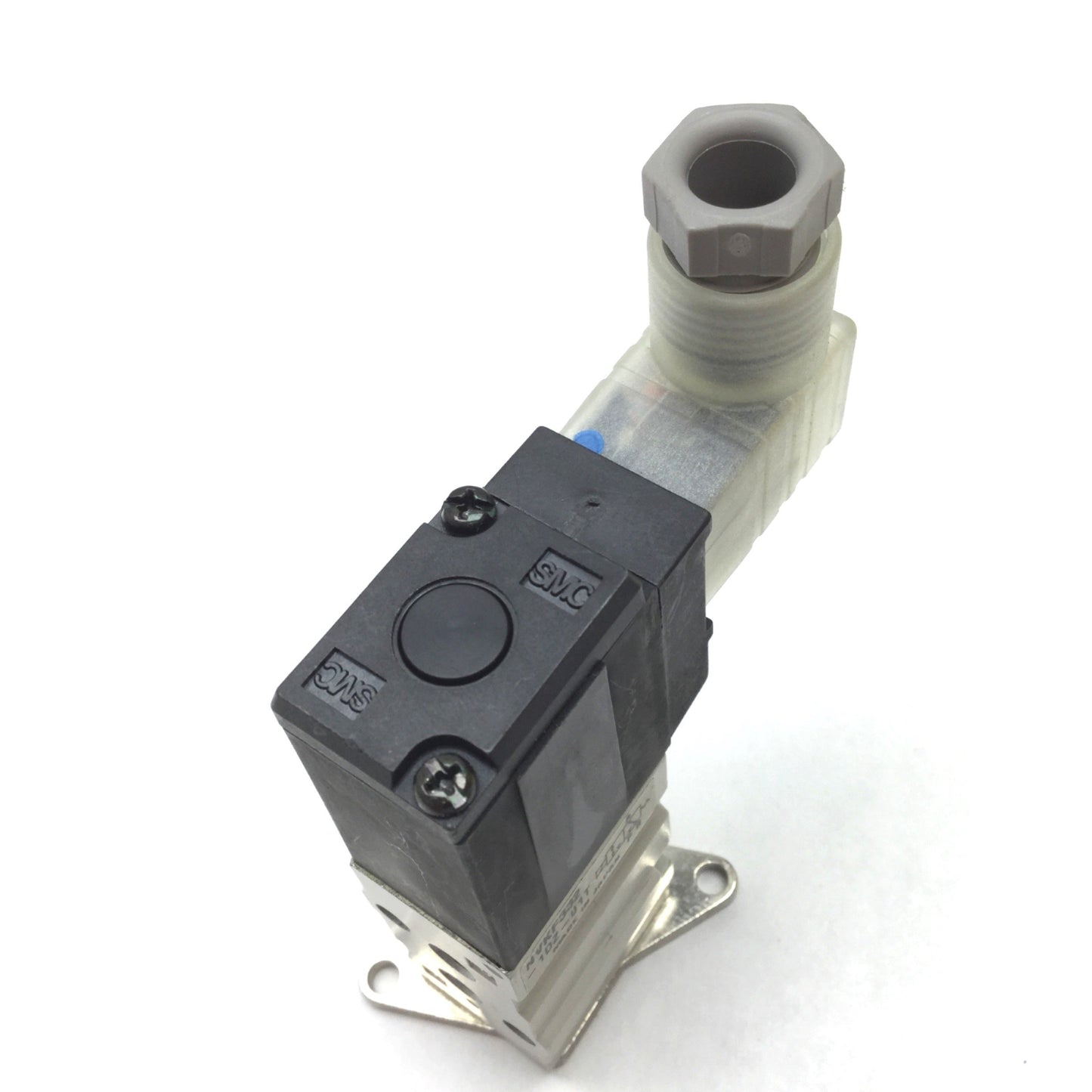 New – Open box SMC NVKF332-1DZ-01T Solenoid Valve, 2-Position 3-Port, 100VAC, 1/8" NPT 10-32