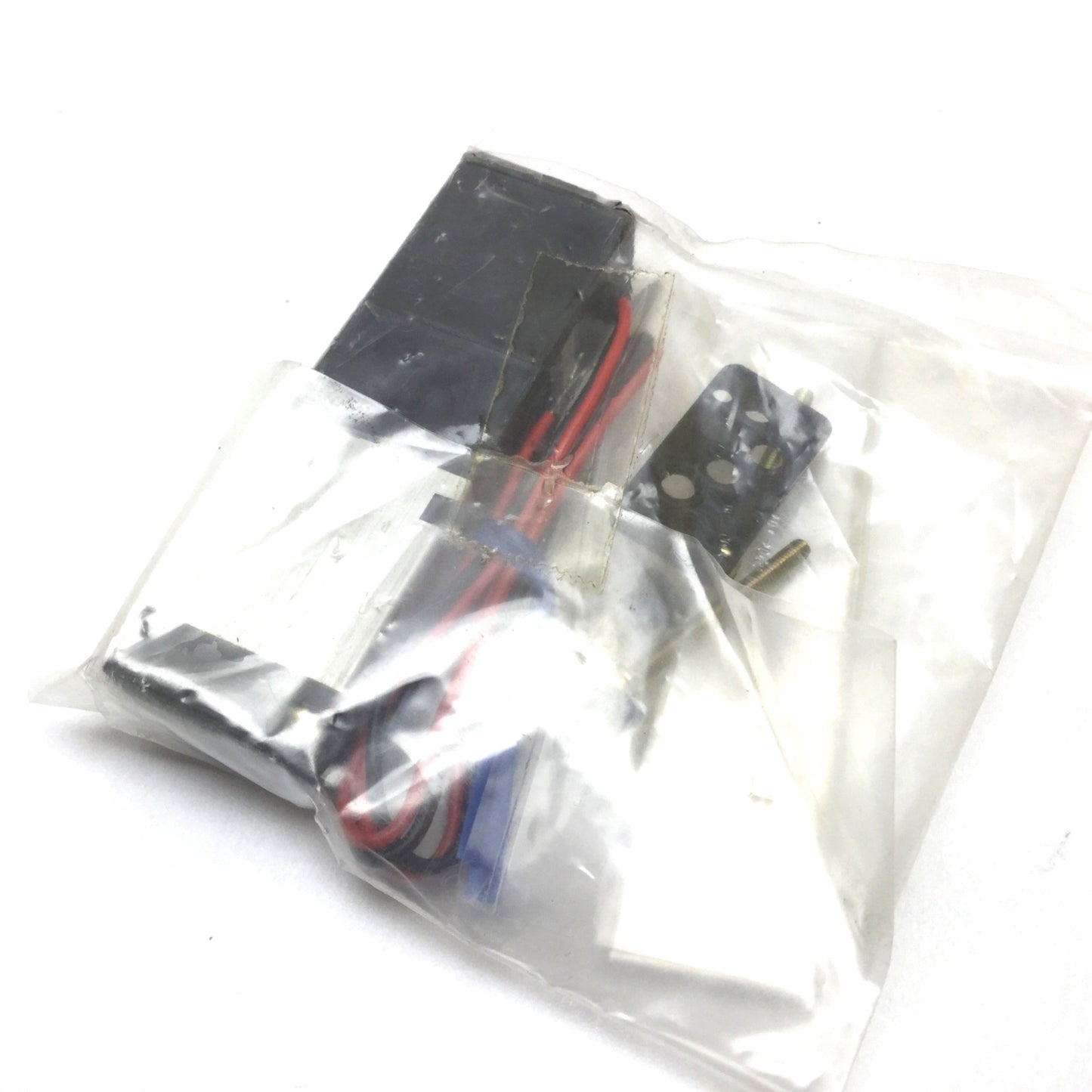 New Humphrey HA110E1-11 Solenoid Valve, 2-Position 3-Port, 24VDC, 20-100psi