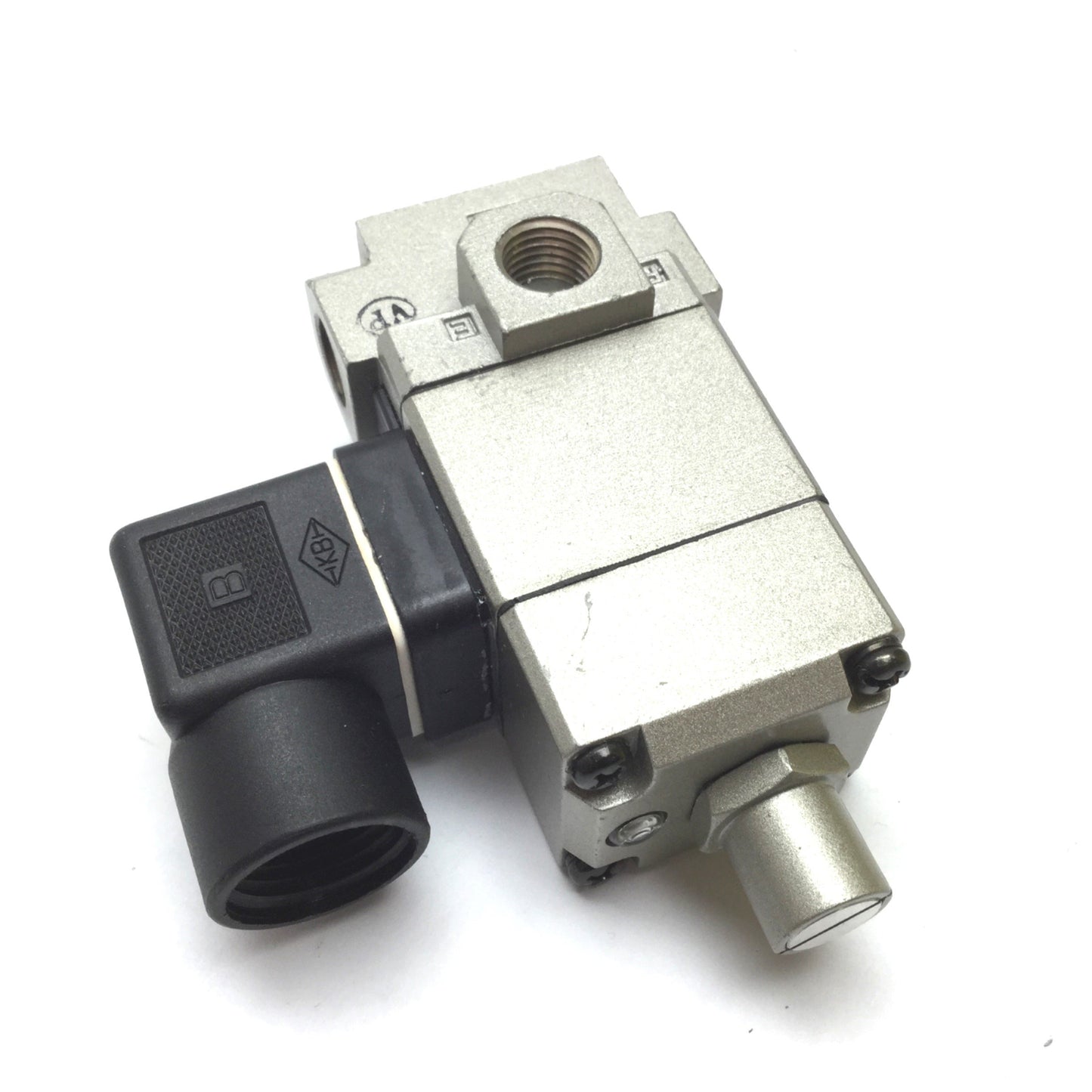 New – Open box SMC NVS3115-0209JP3 Solenoid Valve, 2-Position 3-Port, 90-115VAC, 1/4" NPT