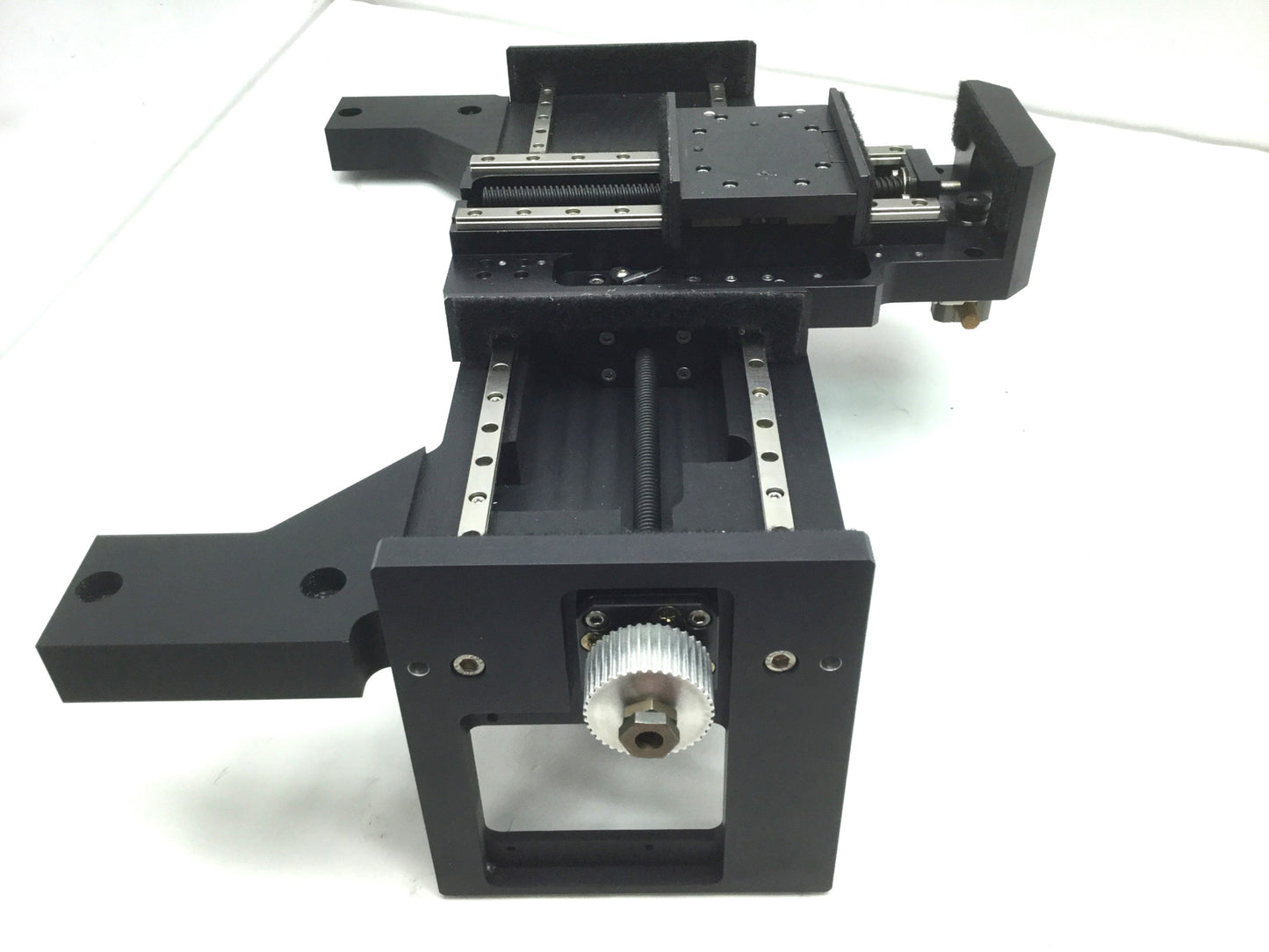 Used XY Two Axis Positioning Stage Ball Screw Table Travel X: 7" Y: 5" Table 3.6x2.67