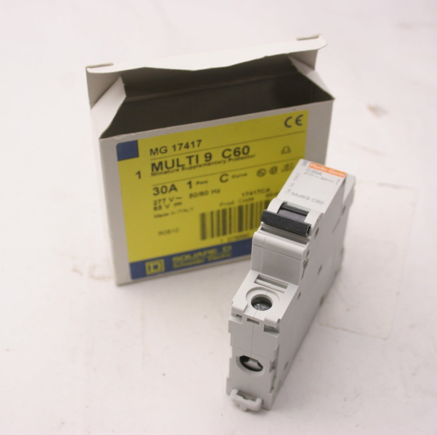 New Merlin Gerin 17417 Multi 9 C60 Circuit Breaker, 1-Pole, 30A, C Curve