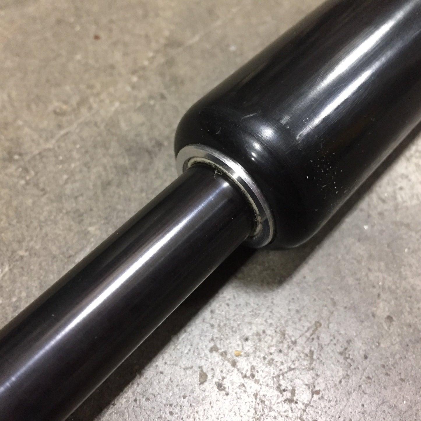 Used Bansbach D0M0F45 EasyLift Gas Strut Spring, Stroke: 1200mm, 180 N, Threads: M10