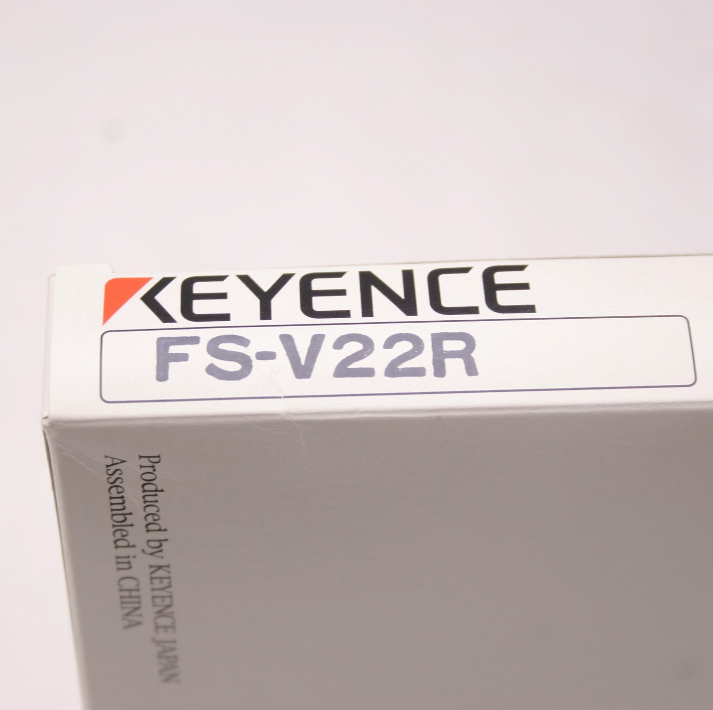 New Keyence FS-V22R Fiber Amplifier Expansion Unit, Cable Length: 2m