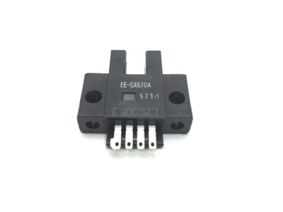 Used Lot of 4 Omron EE-SX670A Photoelectric Sensors Slot Type 5-24VDC NPN