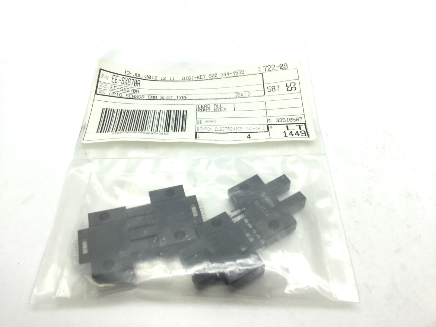 Used Lot of 4 New Omron EE-SX670A Photoelectric Sensors Slot Type 5-24VDC NPN