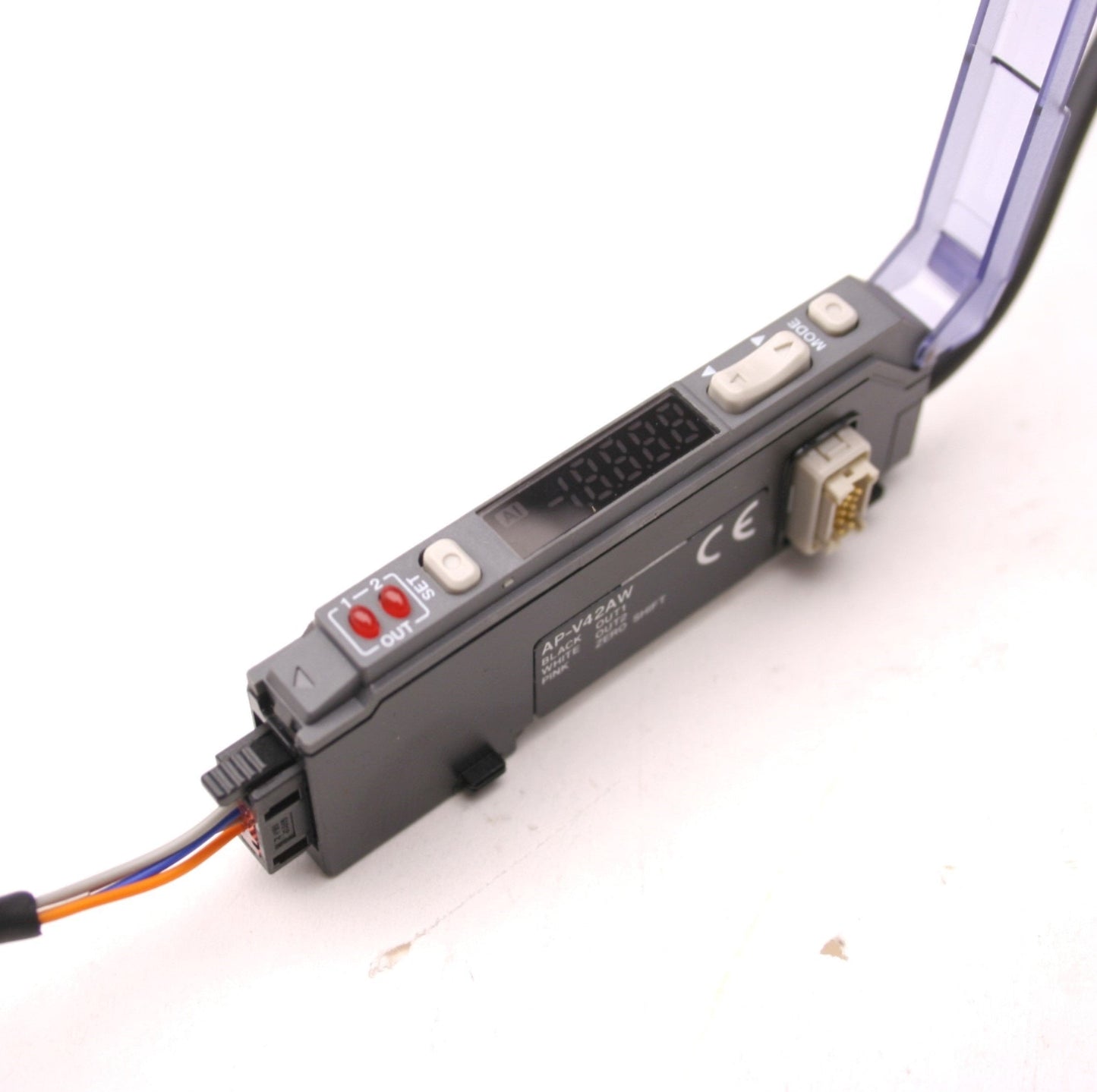 Used Keyence AP-V42AW Digital Pressure Sensor Amplifier Unit, NPN, 12-24VDC