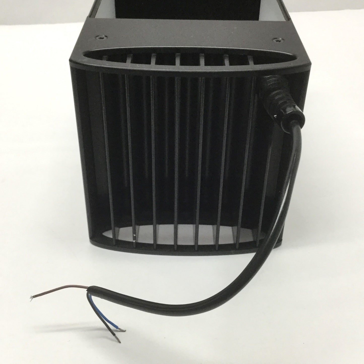 Used Banner LEDBO100M Machine Vision On-Axis Diffuse Light Box Blue LED 470nm 24VDC