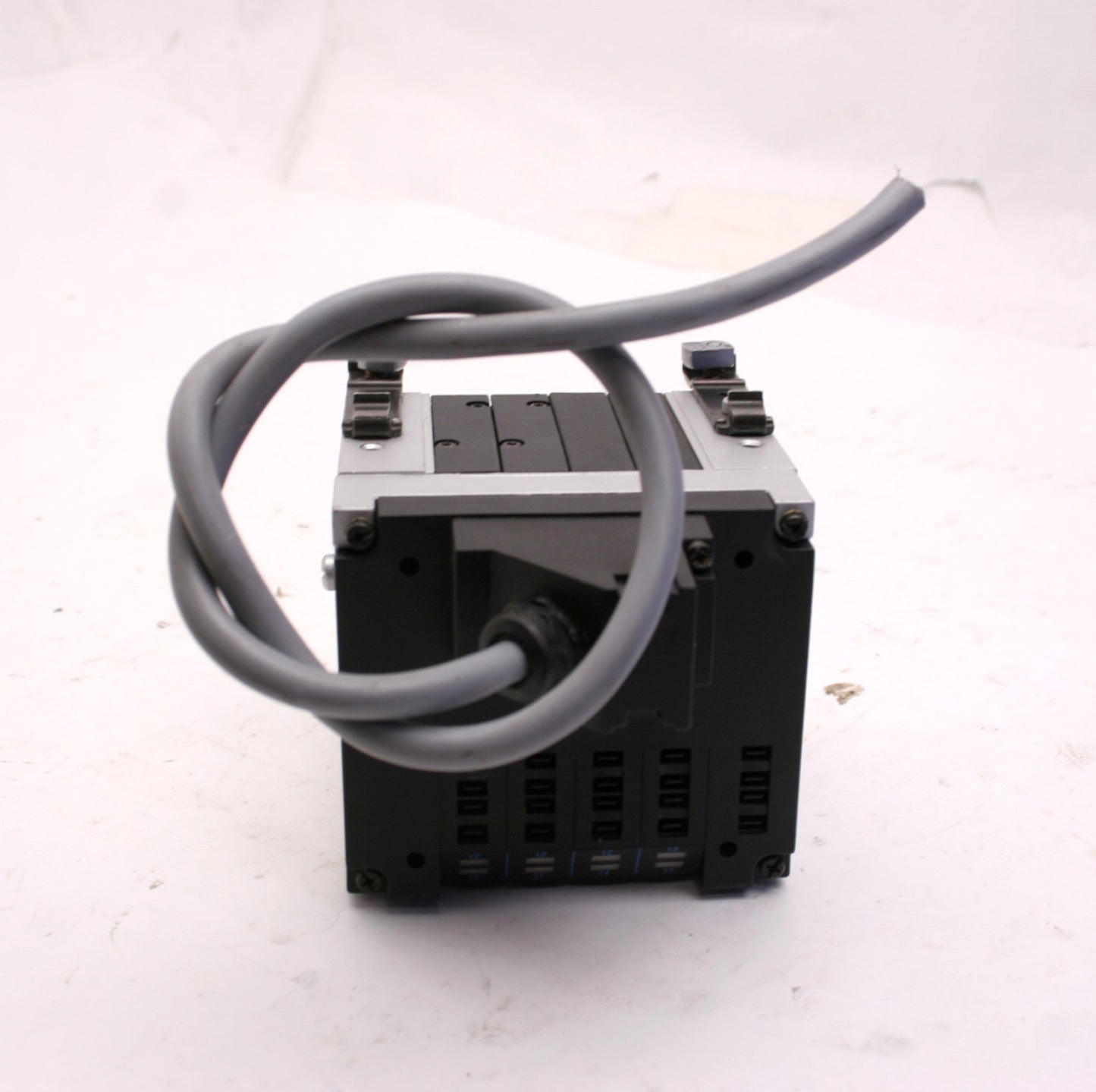 Used Lot of 2 Festo CPV14-M1H-5LS-1/8 Valves On Manifold w/ CPV14-RZP Caps, 5/2