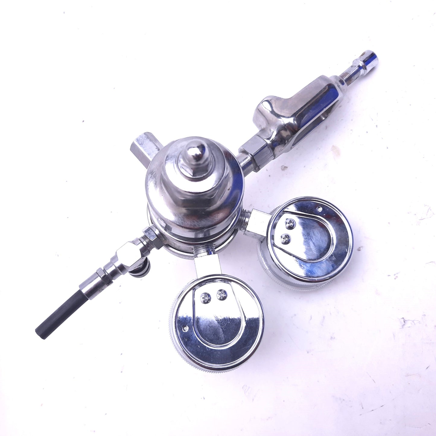 Used Ciba Corning Diagnostics 477422 Regulator Nitrogen Carbon Dioxide Oxygen 1/4"NPT