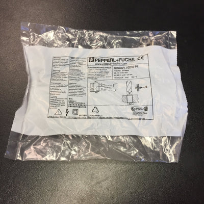 New Pepperl+Fuchs 3RG4021-7GB33-PF Proximity Sensor 10-34VDC 3Pin Range 2.5mm NO NPN