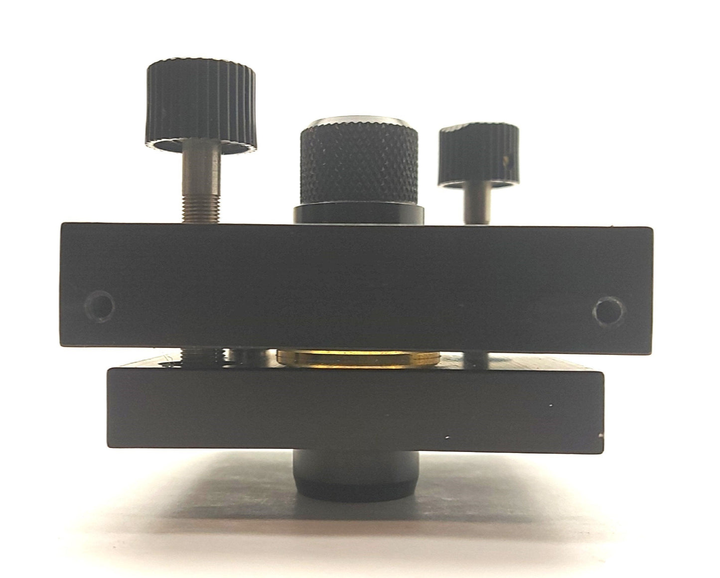 Used Lee Laser Inc. Adjustable LASER Aperture, 2-Axis, 9/16" Aperture, 8-32 Thread