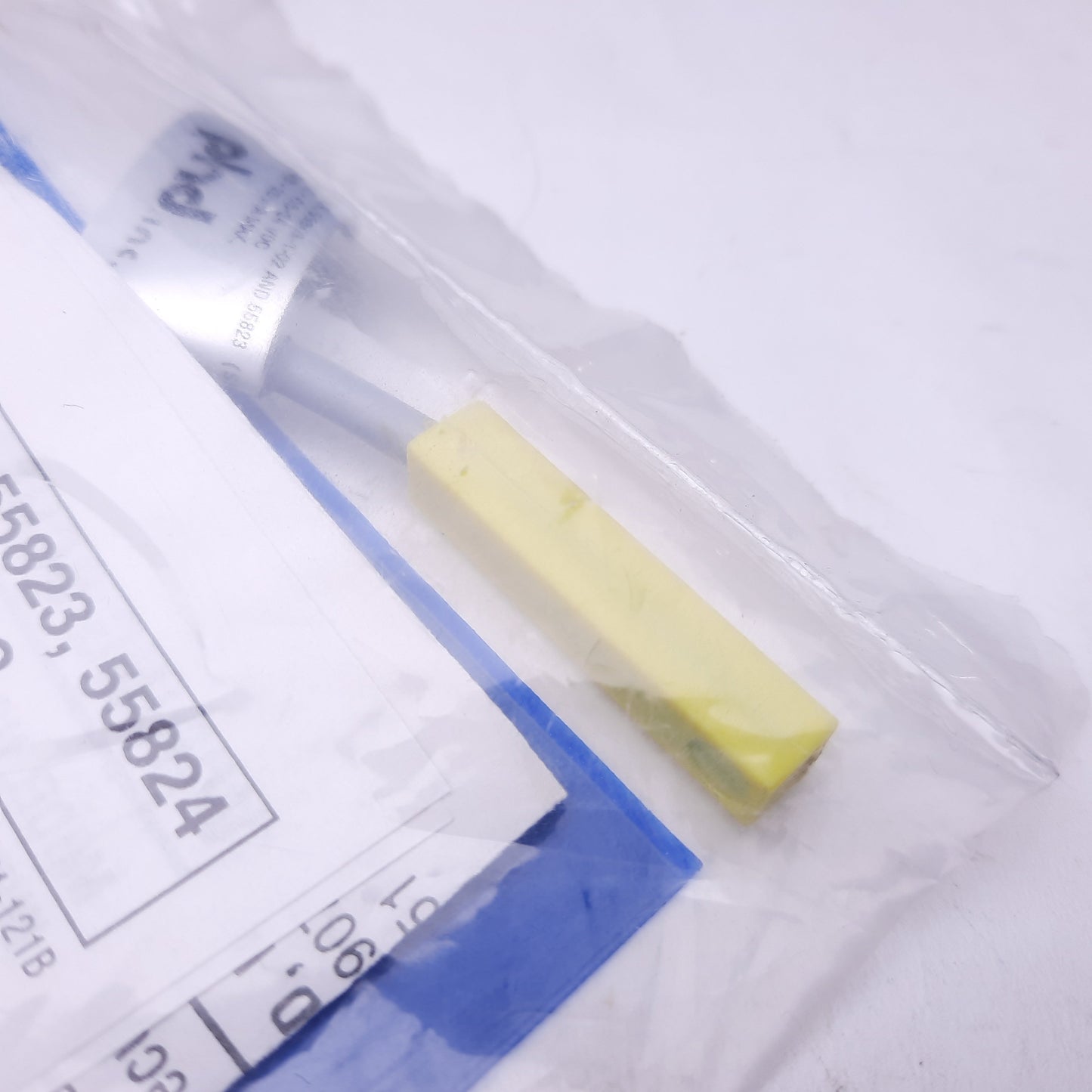 New PHD 55823-1 Proximity Switch, Hall Effect, NPN, 4.5-24VDC, Yellow