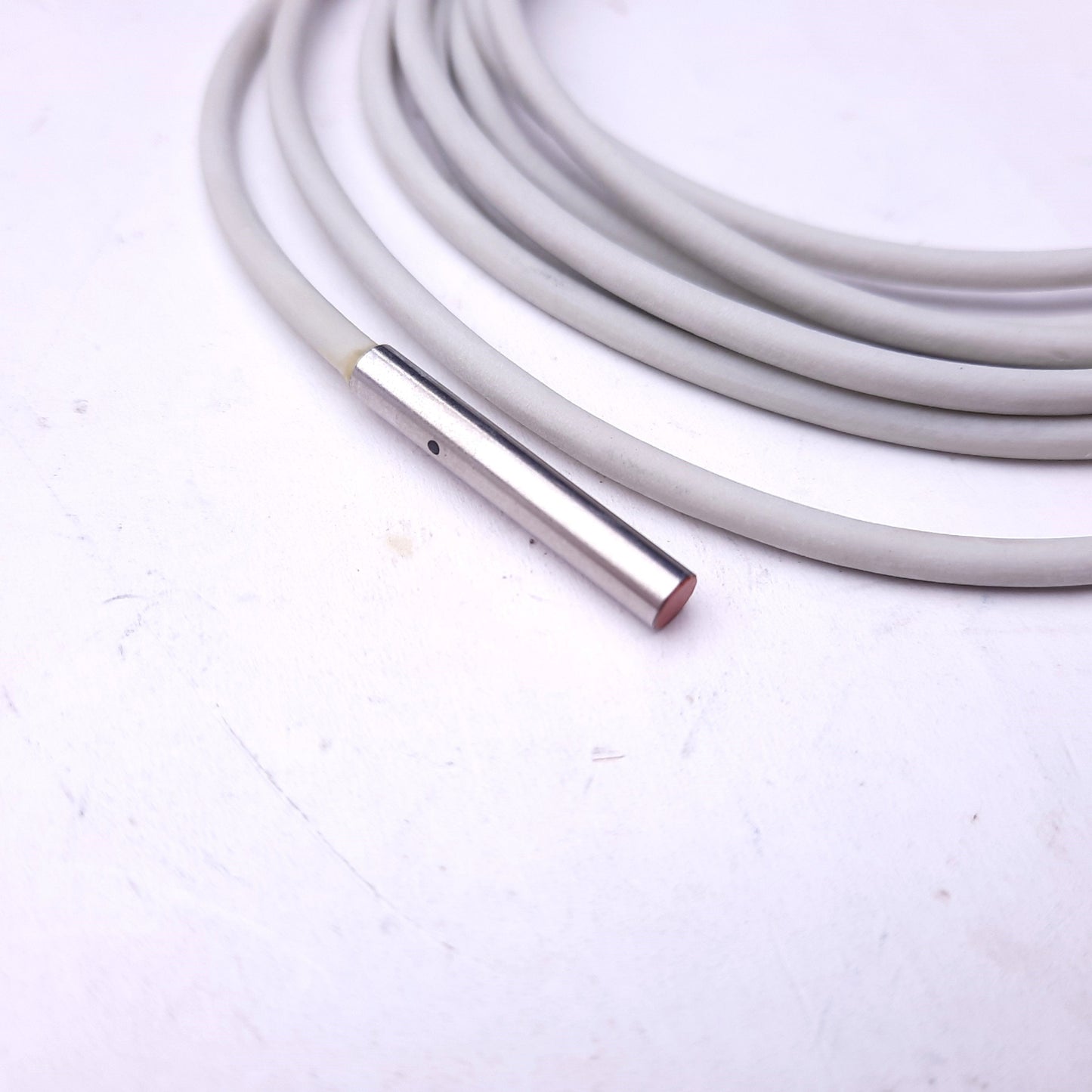New PHD 18430-001-02 DC Inductive Proximity Switch, Round, NPN(Sink) 10-30VDC