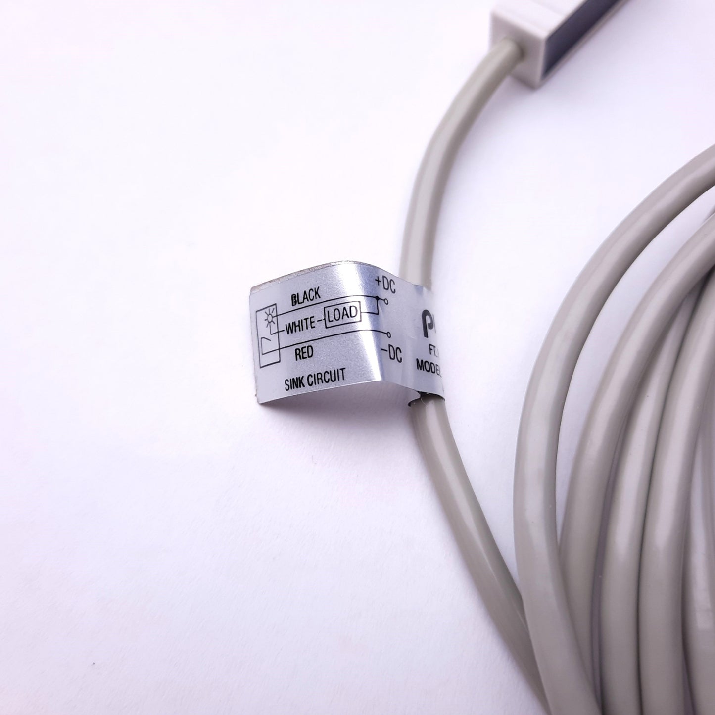 New Other PHD 17502-1-06 Reed Switch, 4.5-24VDC, NPN (Sink) or PNP Source, 6' Cable
