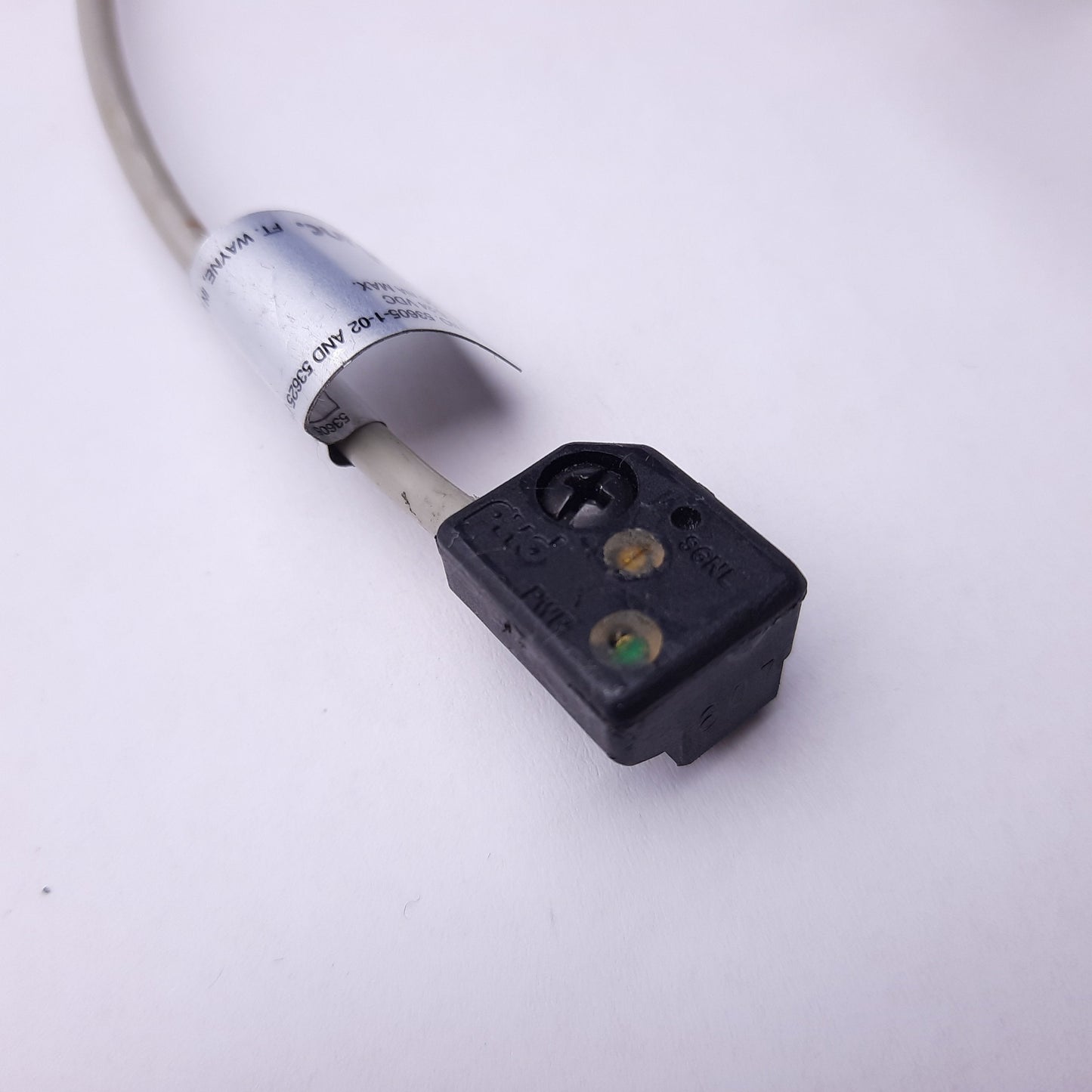 Used PHD 53605-1-02 And 53625 Magnetoresistive Switch Sink-NPN 6-24VDC 20mA 6' Cable