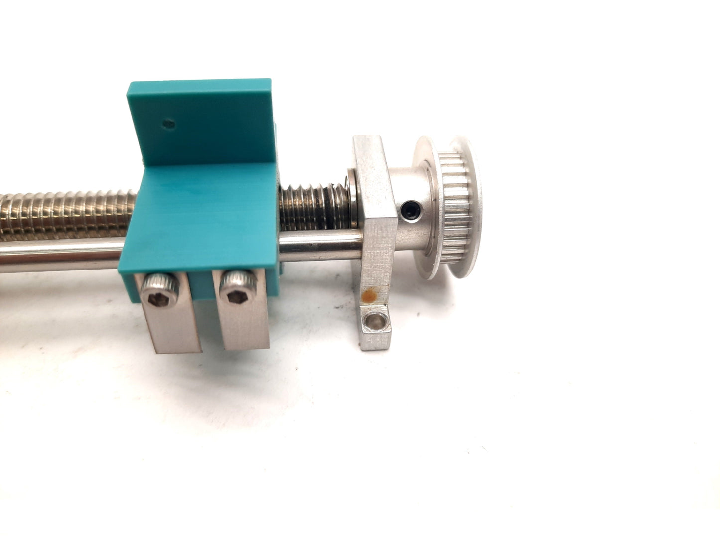 Used Screw Table Stage Actuator, Travel: 1-3/4", Lead: 0.065" , Shaft: 0.25"