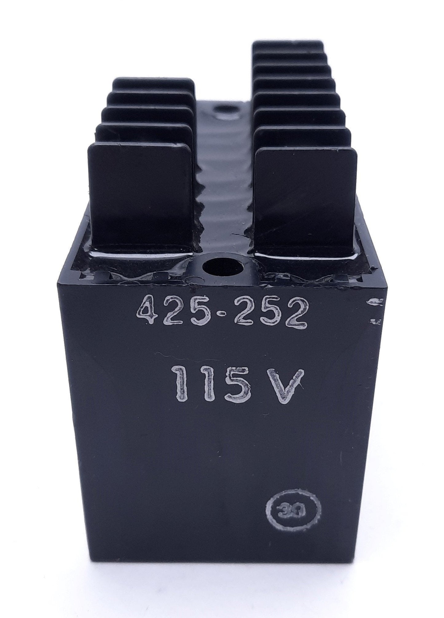 Used Calex Model 425-252-115 Volt Sensor / DC Level Sensor, 115V, DPDT