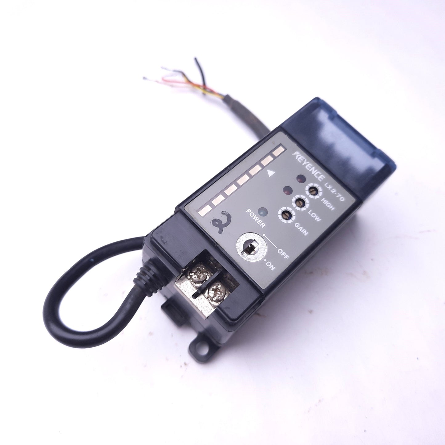 Used Keyence LX2-70 Laser Sensor Amplifier, NPN, 12-24VDC, Response: 0.5ms *No Key*