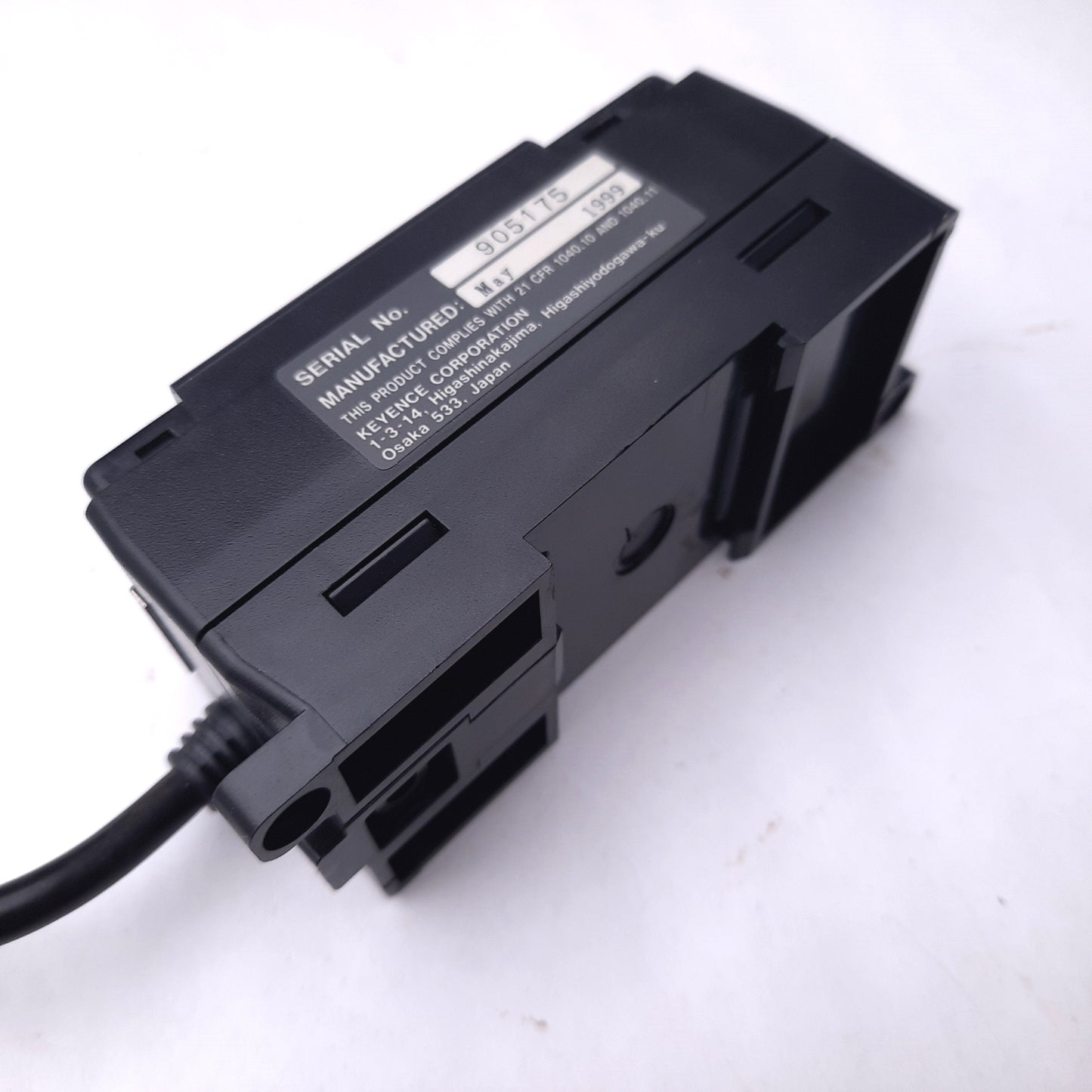 Used Keyence LX2-70 Laser Sensor Amplifier, NPN, 12-24VDC, Response: 0.5ms *No Key*