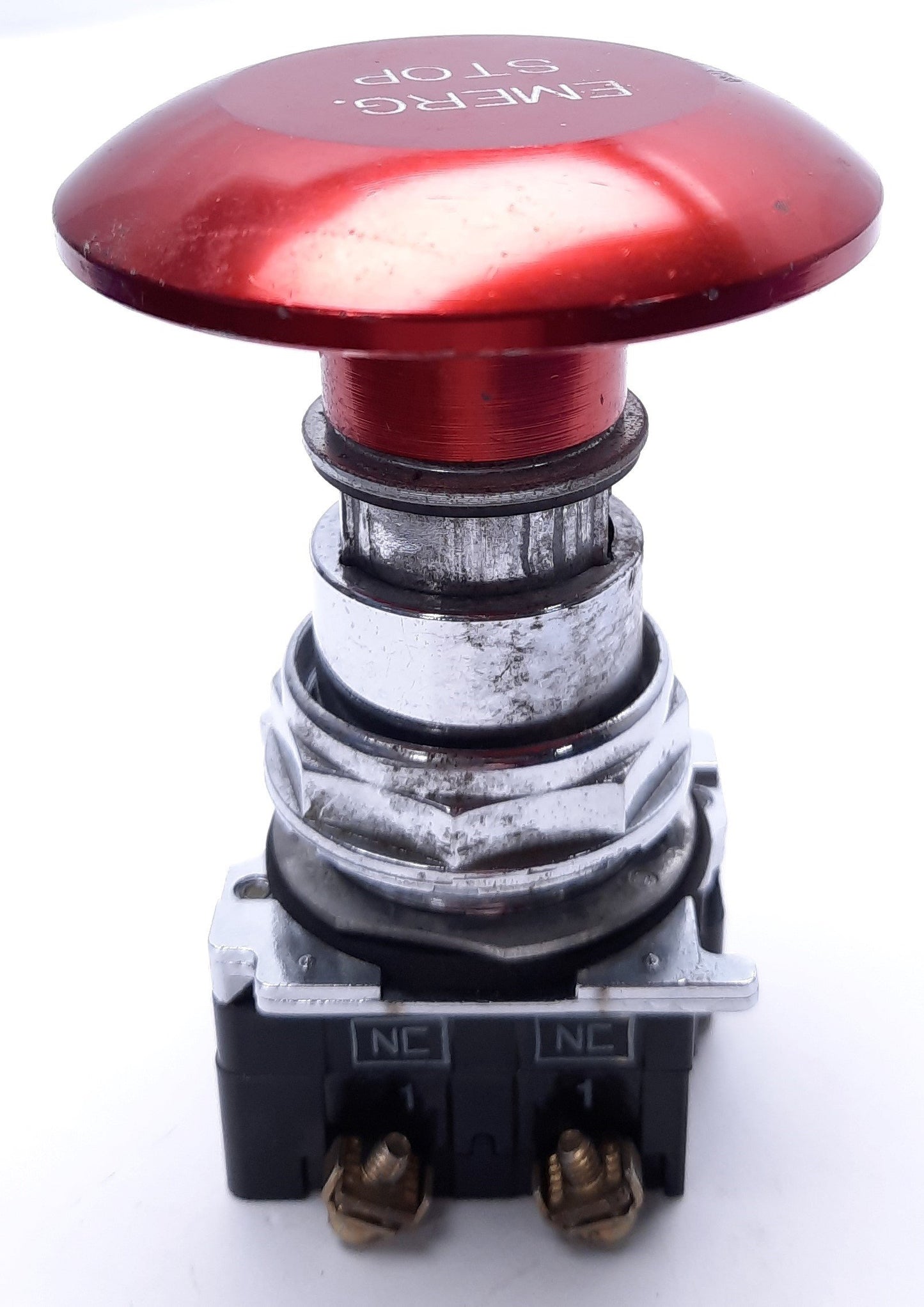 Used Eaton Metal Emergency Stop Button, Mushroom, Red, Cutler-Hammer Contact Blocks