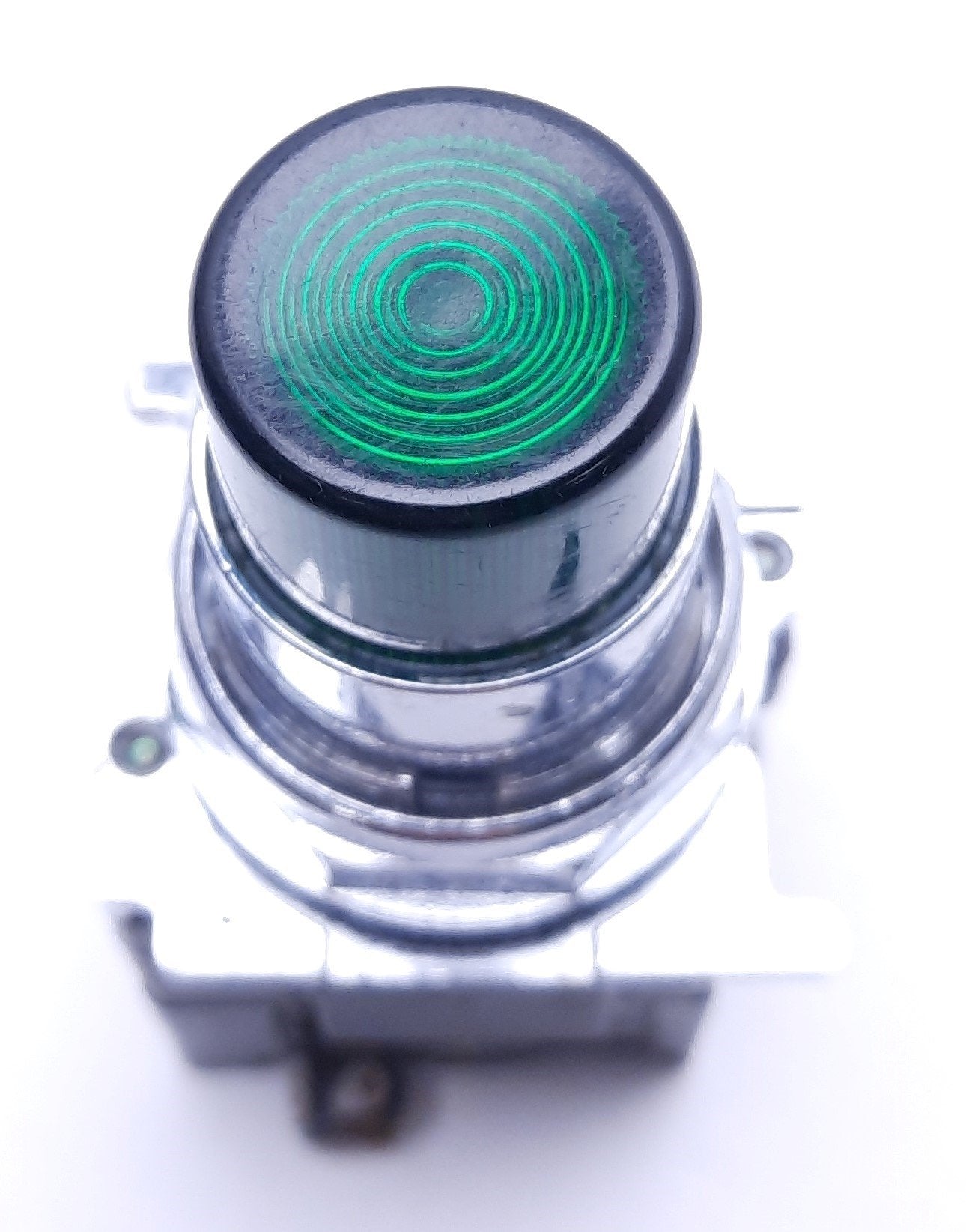 Used Cutler-Hammer 0994 T53 Green Illuminated Push Button Switch, 120V, 6.3V Lamp