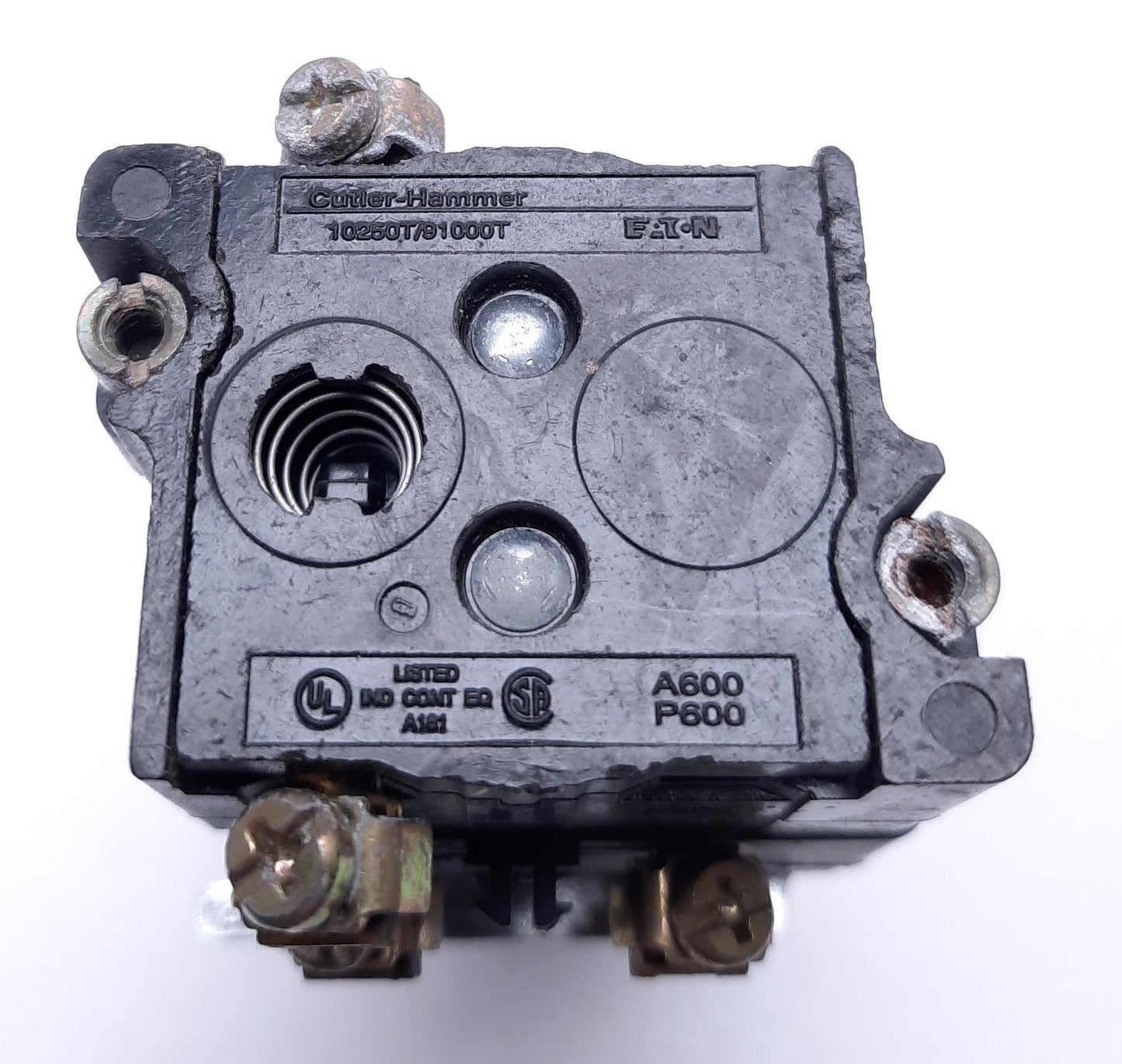 Used Cutler-Hammer 0994 T53 Green Illuminated Push Button Switch, 120V, 6.3V Lamp