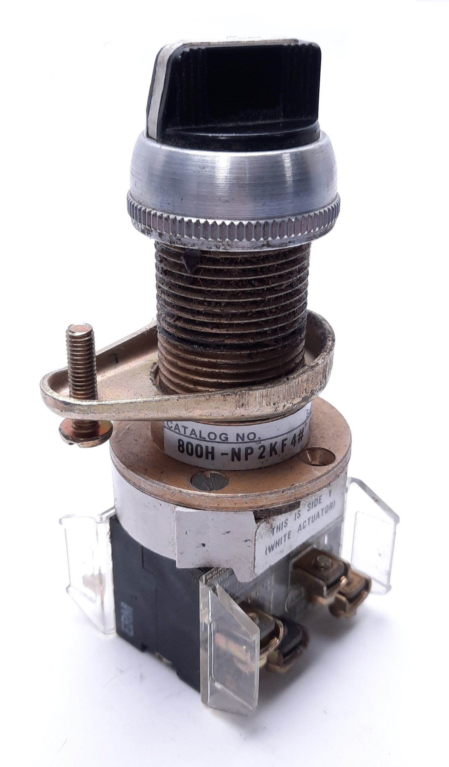 Used Allen-Bradley 800H-NP2KF4# Series C Selector Switch With 800T-XA Contact Blocks