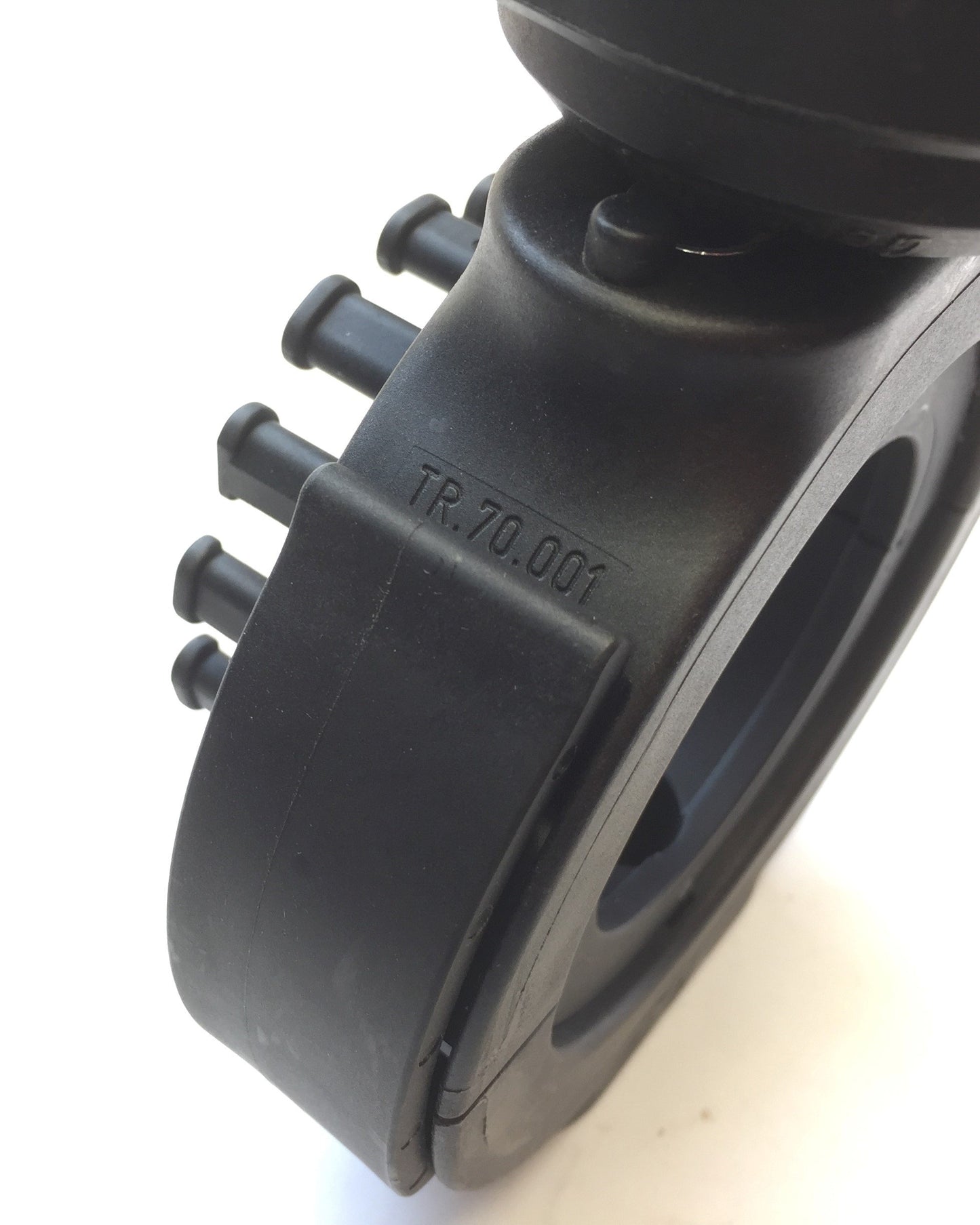 New – Open box Igus TR.70 Triflex Energy Cable E-Chain Carrier Strain Relief Mount Bracket Base