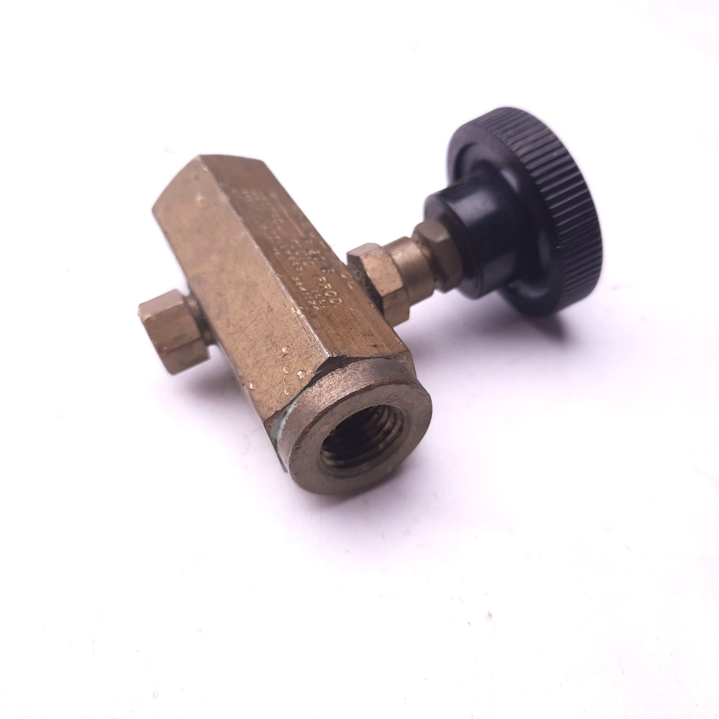 Used Deltrol F20B PNEU-TROL Flow Control Valve, 1/4" NPT, Female to Female