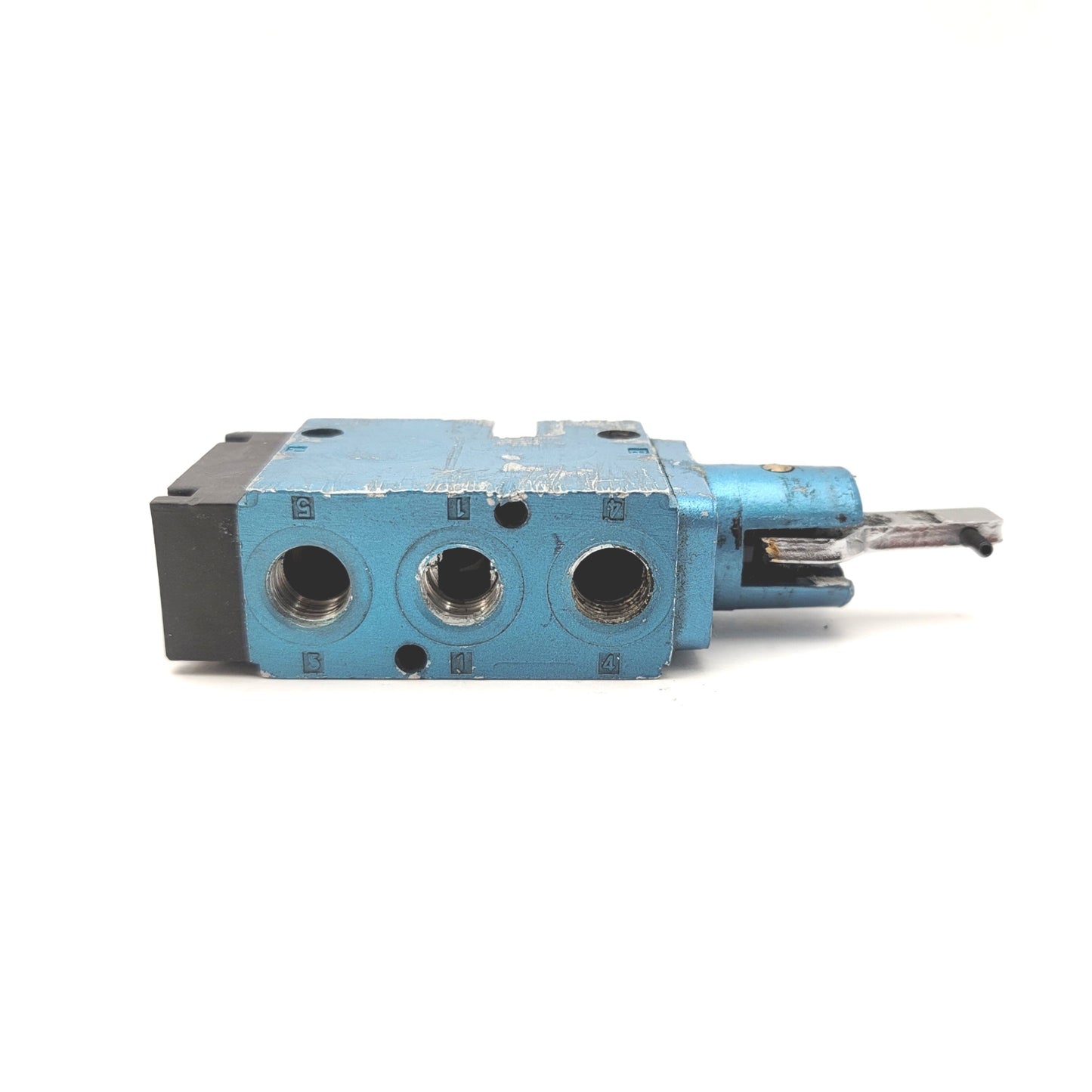 Used MAC 18004S-112-0001 Manually Operated Valves VAC to 200psi, 1/4" NPT, 2 Position