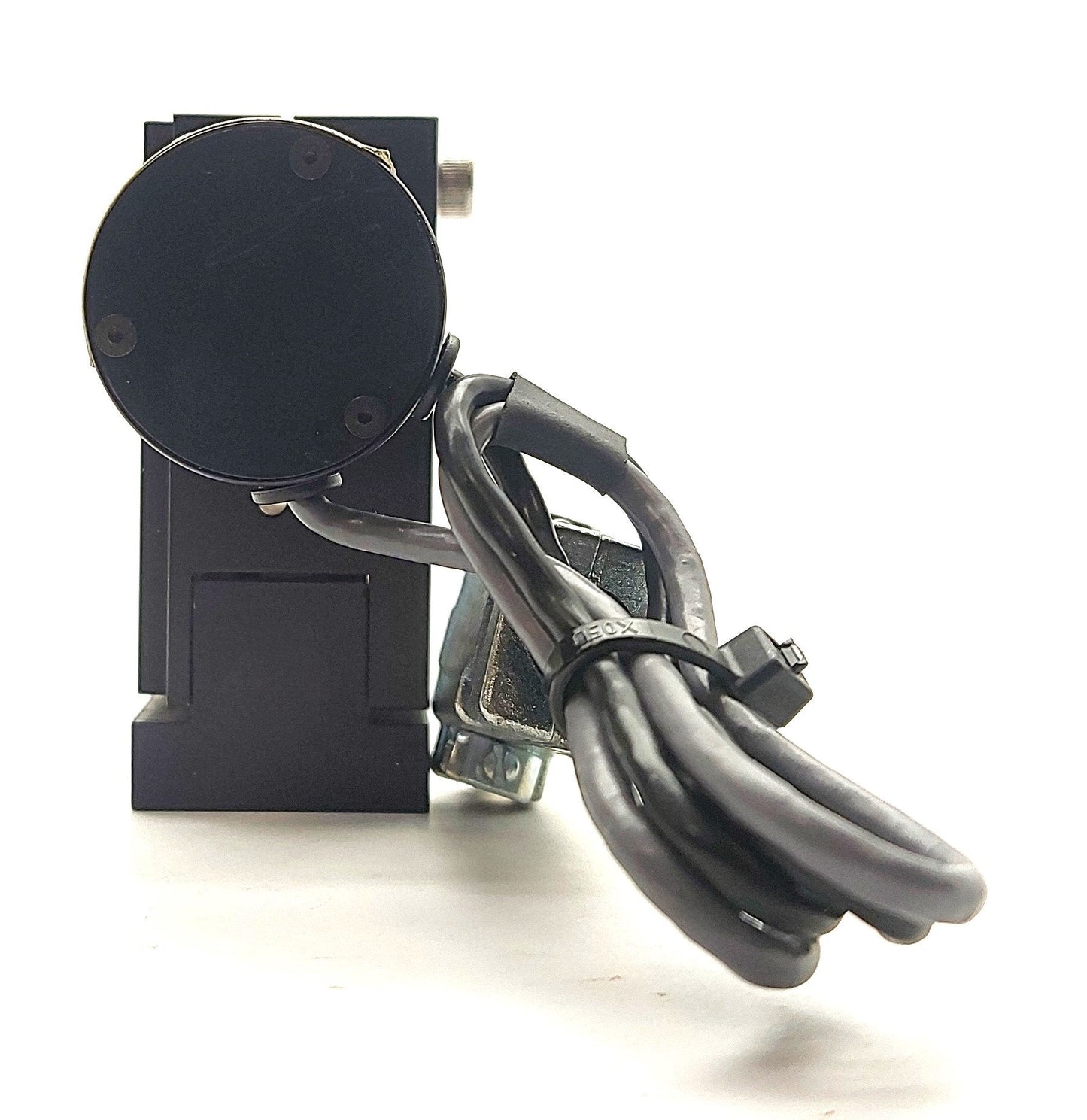 Used Cambridge Technology 6230M X Galvanometer & Mirror X-Axis 40ø 10.6?m DB9 Male
