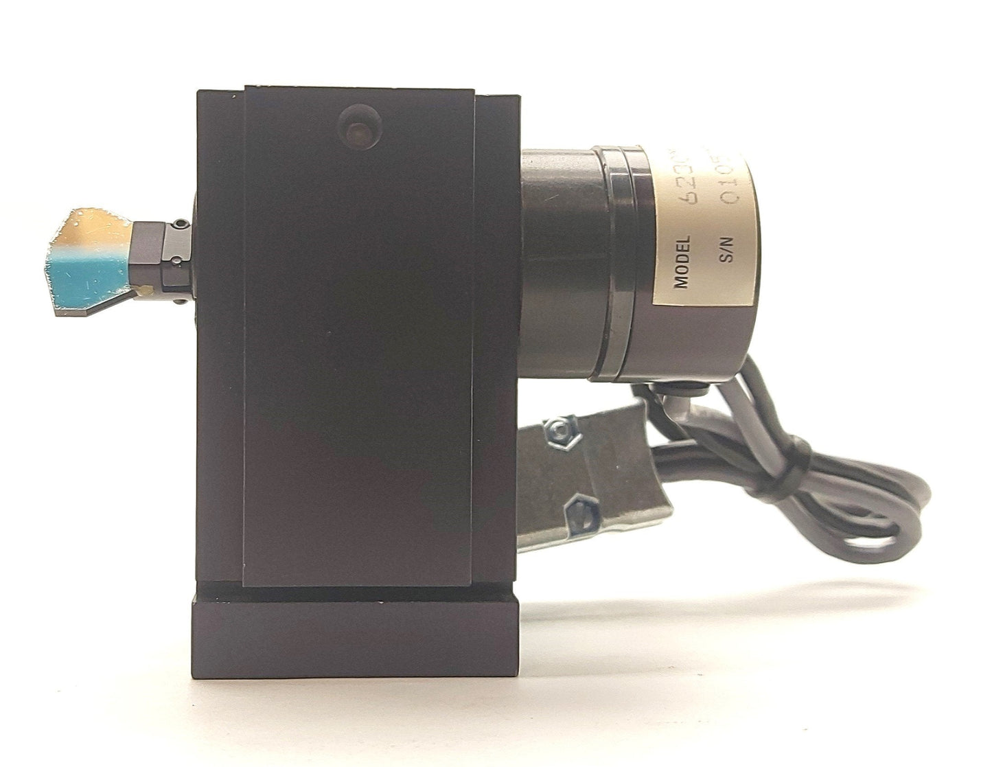 Used Cambridge Technology 6230M X Galvanometer & Mirror X-Axis 40ø 10.6?m DB9 Male