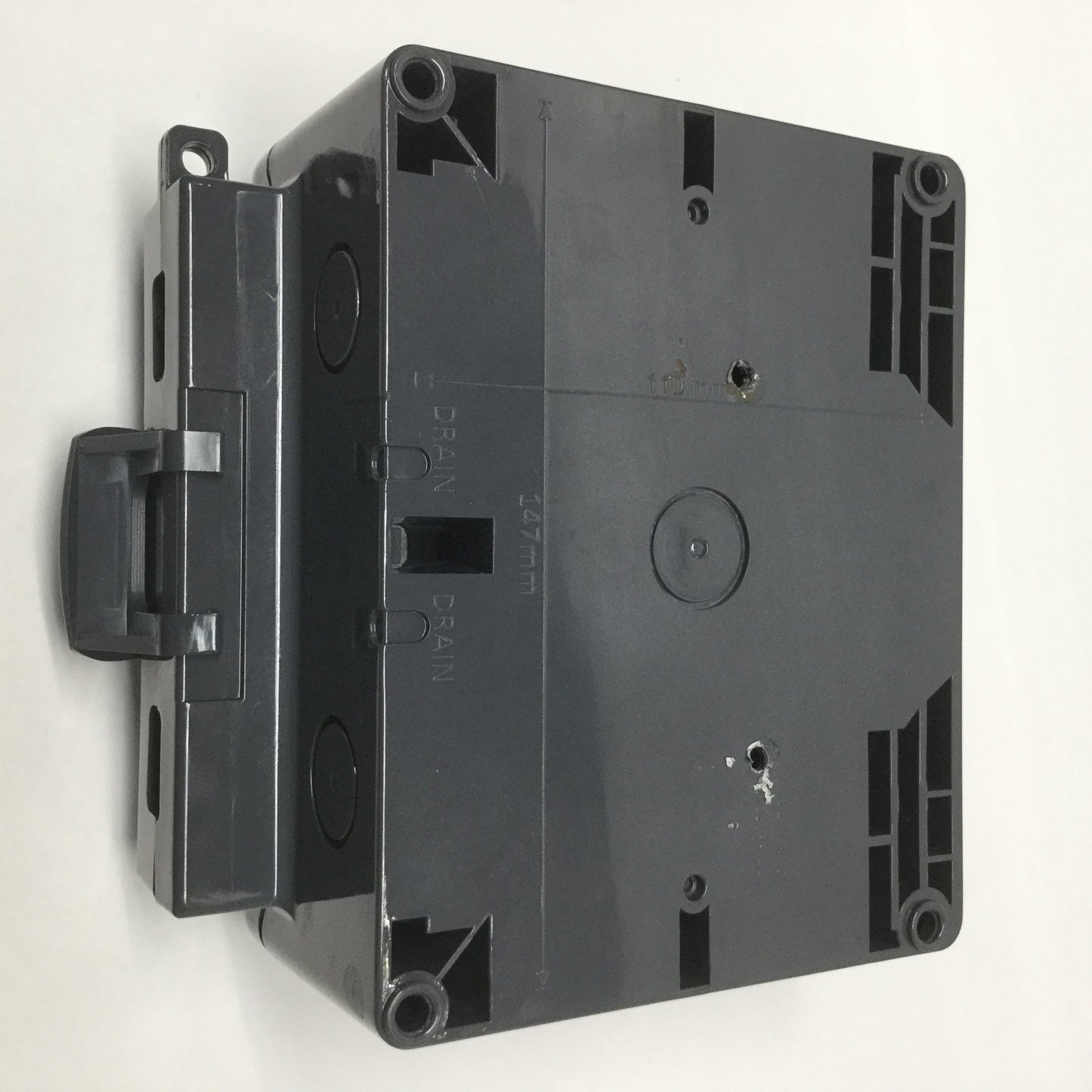 Used Scolmore OA502AG Click UK Aquip66 2-Gang Weatherproof Socket Enclosure, IP66
