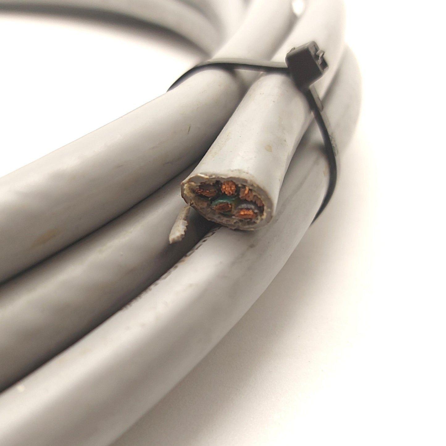 Used Lutze A3091204 Silflex Multi Conductor Flex Cable, 4 Conductor, 12AWG, 600V, 23'