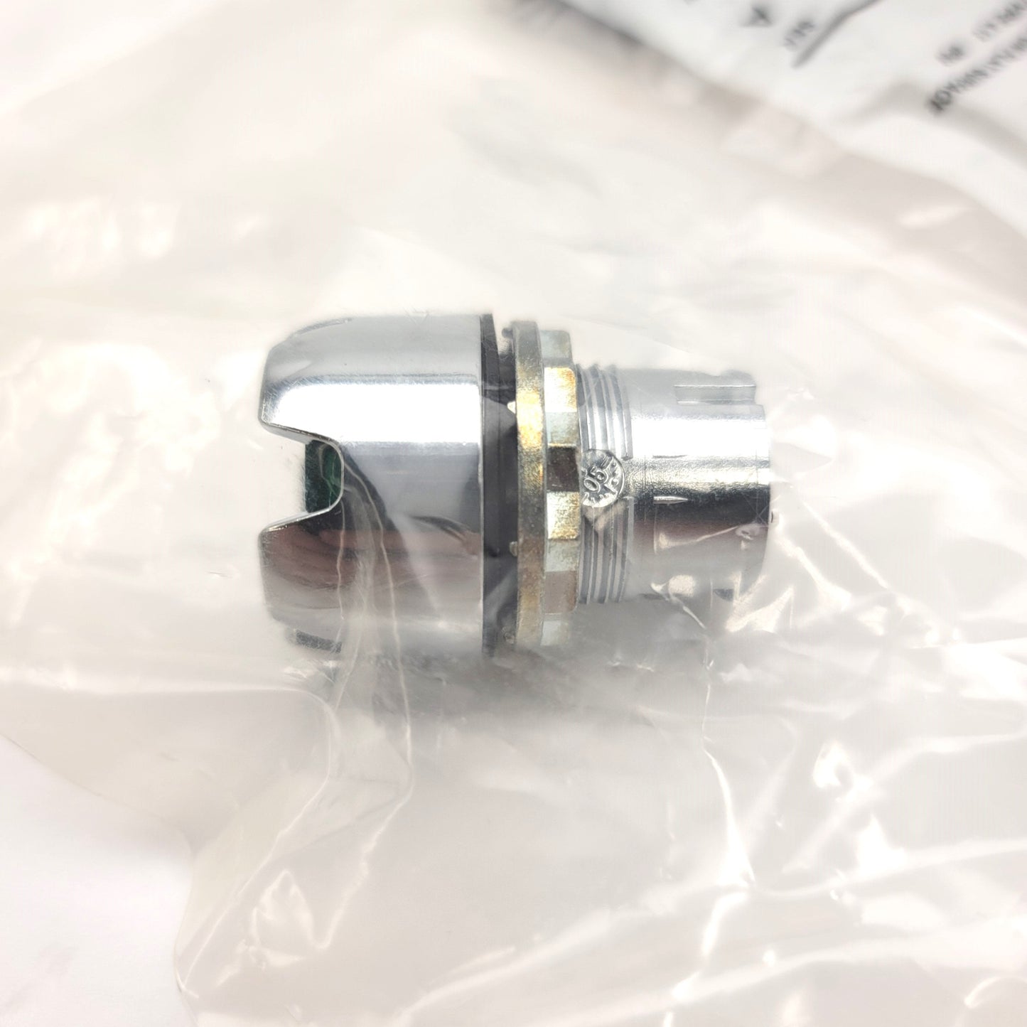 New Allen Bradley 800FM-LG3MN3GX20 Illuminated Guarded Push Button, Green, 24V