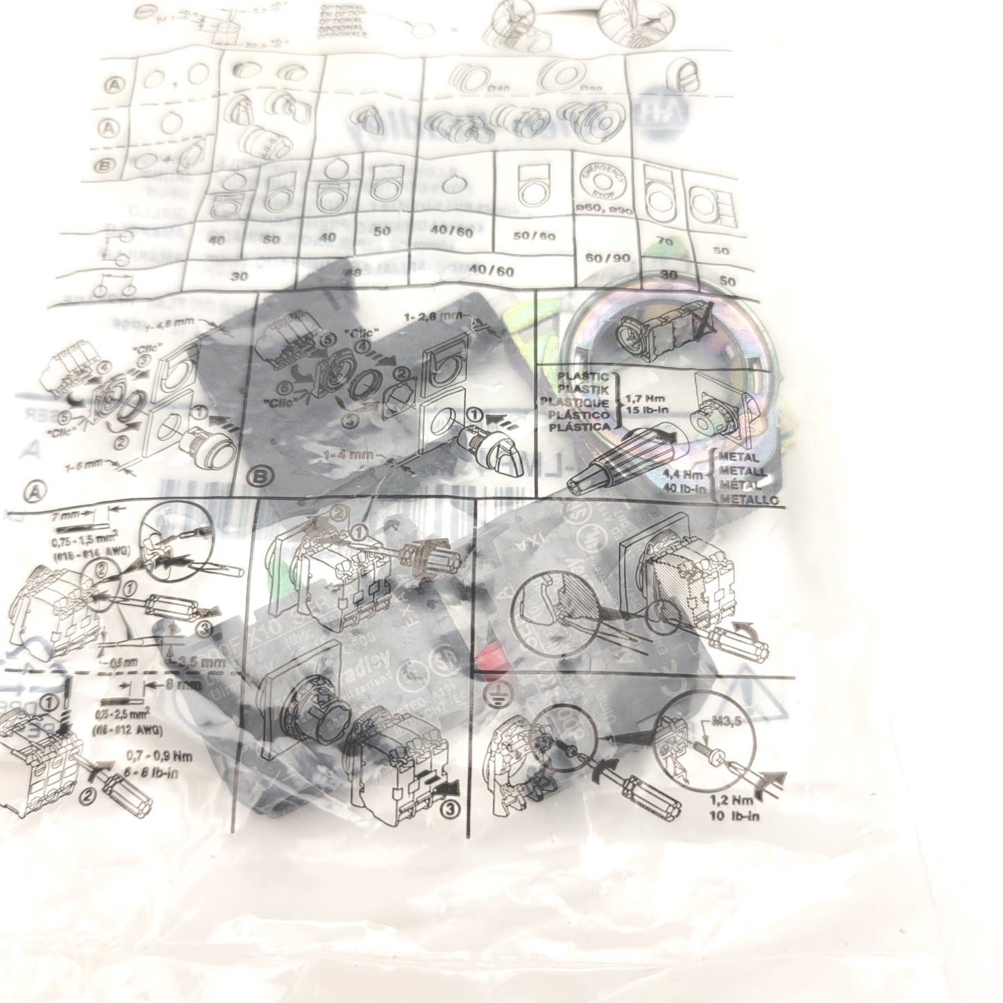 New Allen Bradley 800FM-LMP45MN3YX11 Illuminated Push/Pull Button, Yellow, 40mm