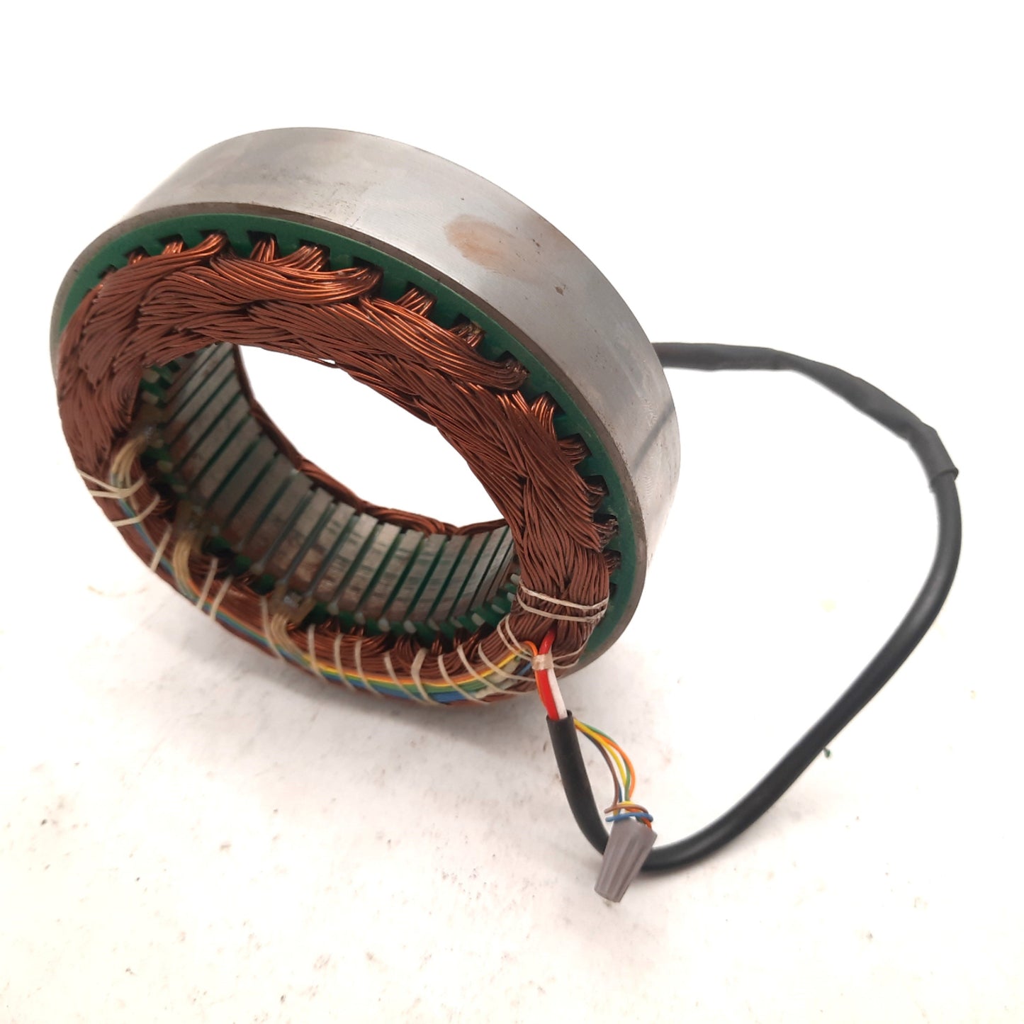 Used Kollmorgen RBE-03011-A00 Brushless Frameless Servo Motor, OD: 5.076"