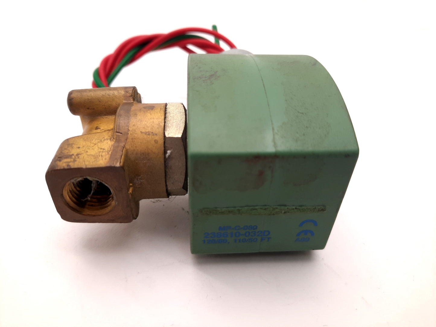 Used Asco Red-Hat 8262G202V Fuel Oil Solenoid Valve Pressure: 145psi, Ports: 1/4" NPT