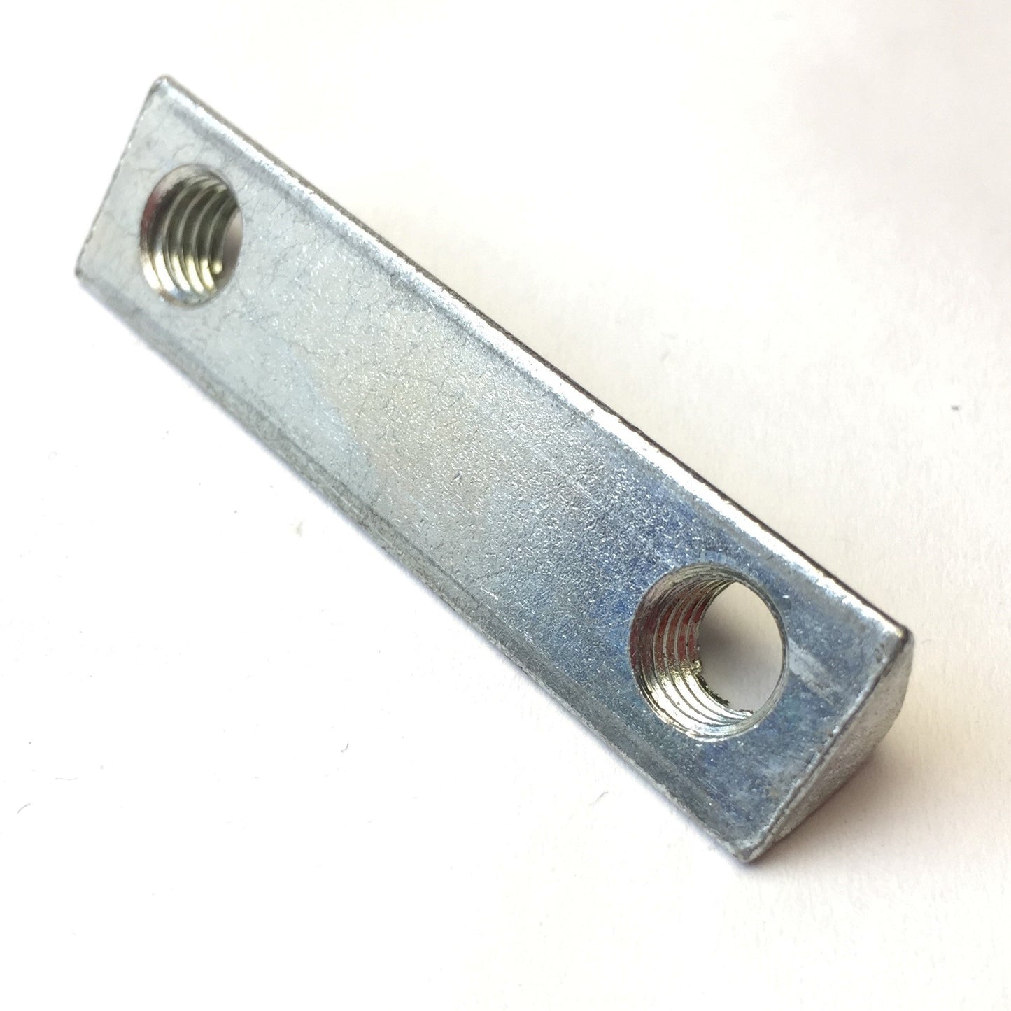 Used Lot of 14 Parker 20-050 Standard Double T-Nut Fasteners, 30 40 Series, M8 Thread