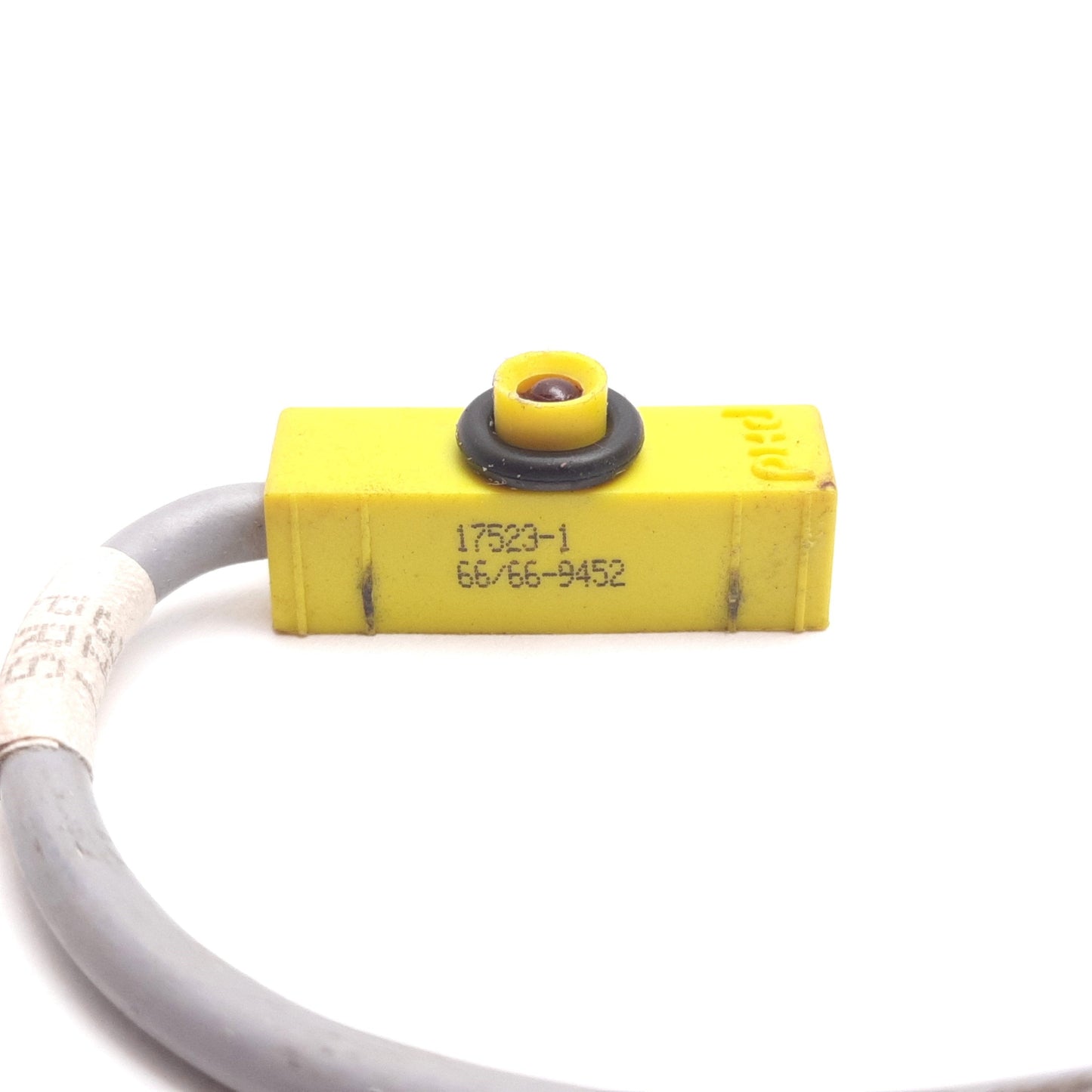Used PHD 17523-1 Cylinder Switch Proximity Sensor, 3-Pin Male, W/ 17000-33-0 Bracket